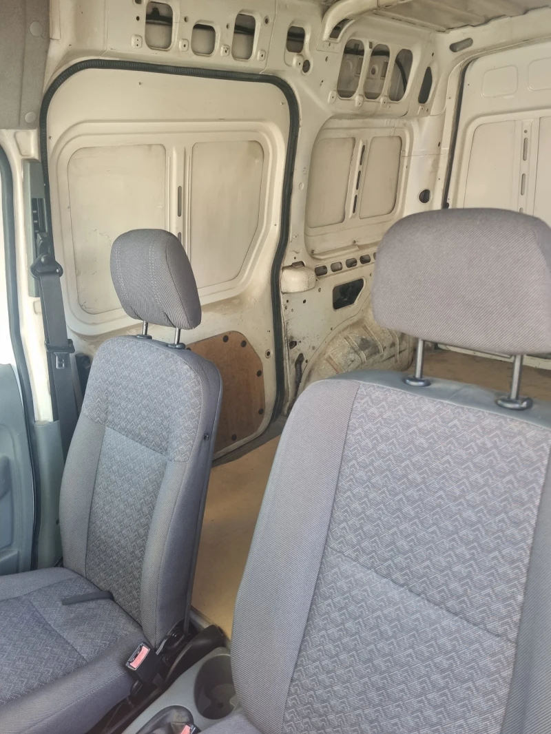 Ford Connect 1.8 дизел , снимка 4 - Автомобили и джипове - 52887247