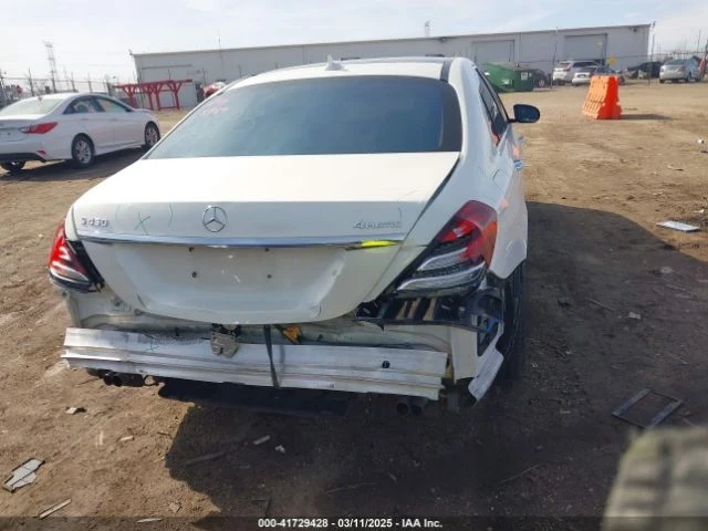 Mercedes-Benz S 560  - изображение 4