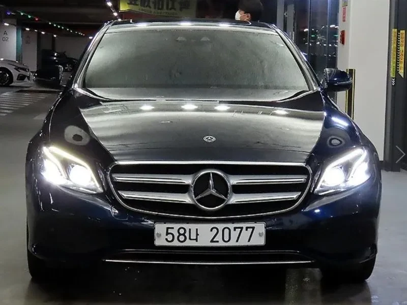 Mercedes-Benz E 220 CDI Avantgarde 4Matic - изображение 2