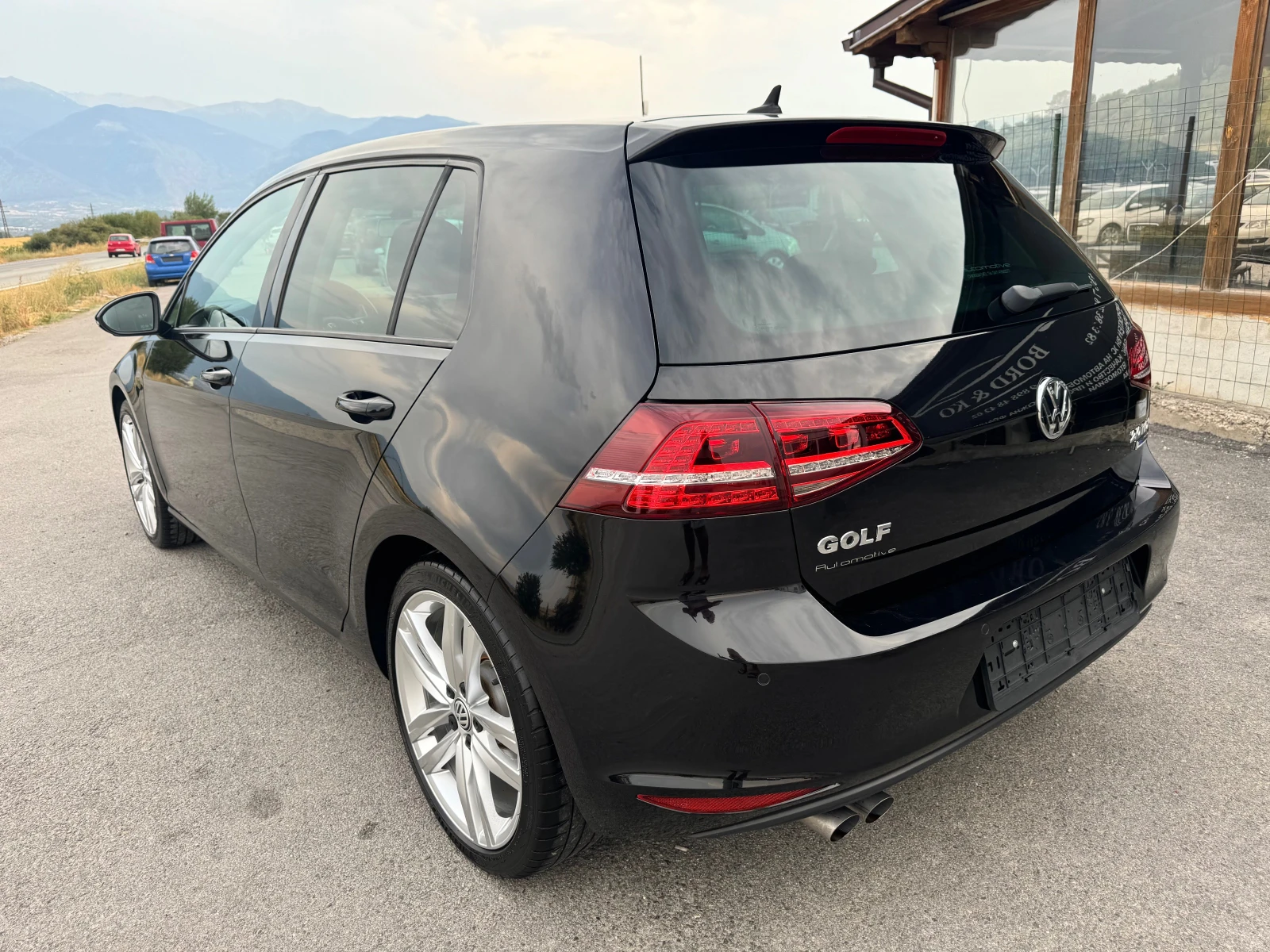 VW Golf 2.0TDi-Automatic  - изображение 4