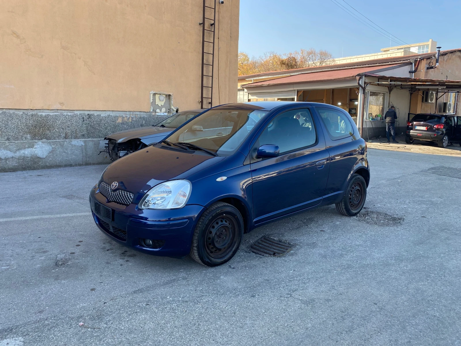 Toyota Yaris 1.3 - [1] 