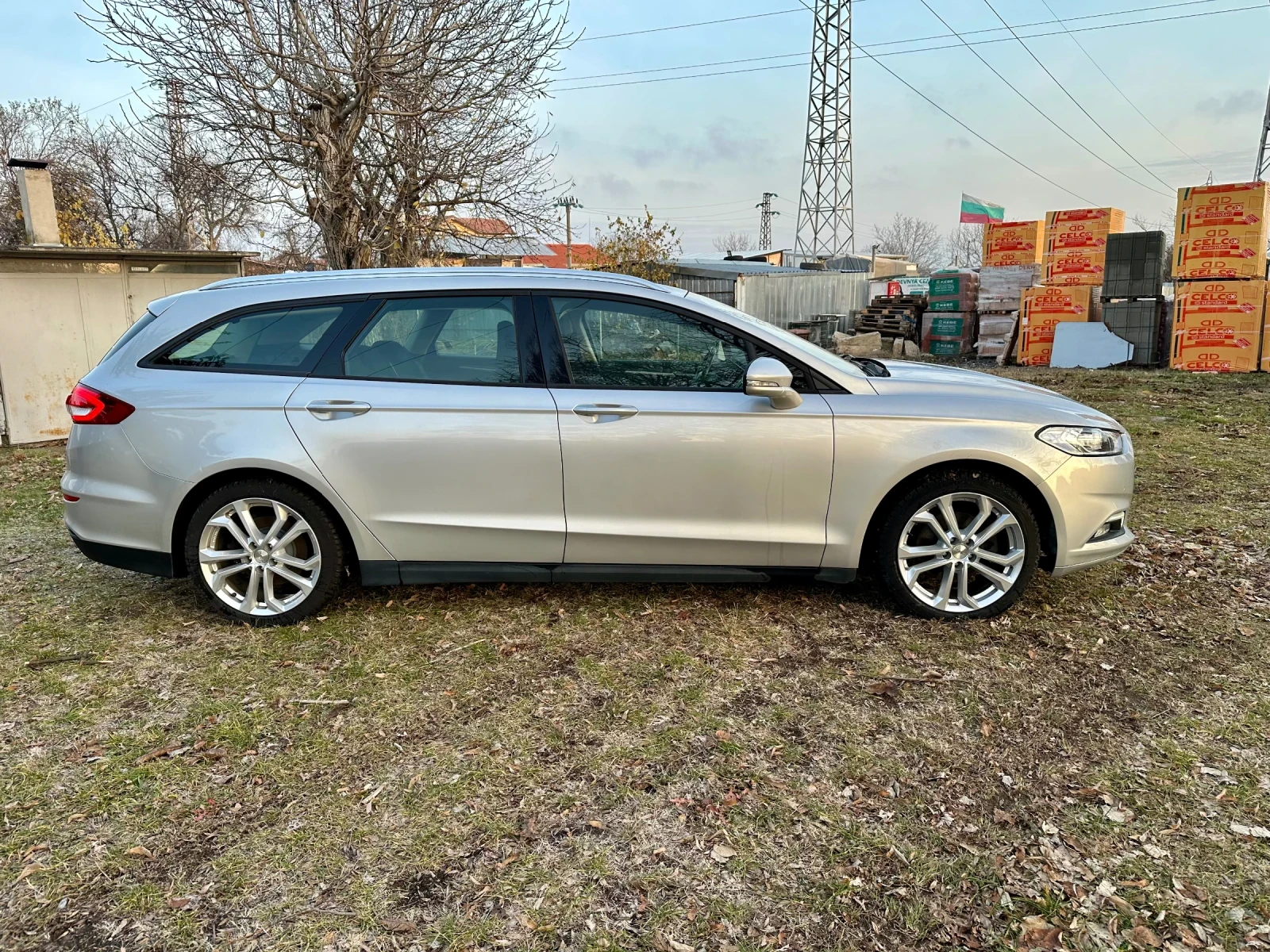 Ford Mondeo 2.0tdci-150к.с-6 скорости - изображение 5