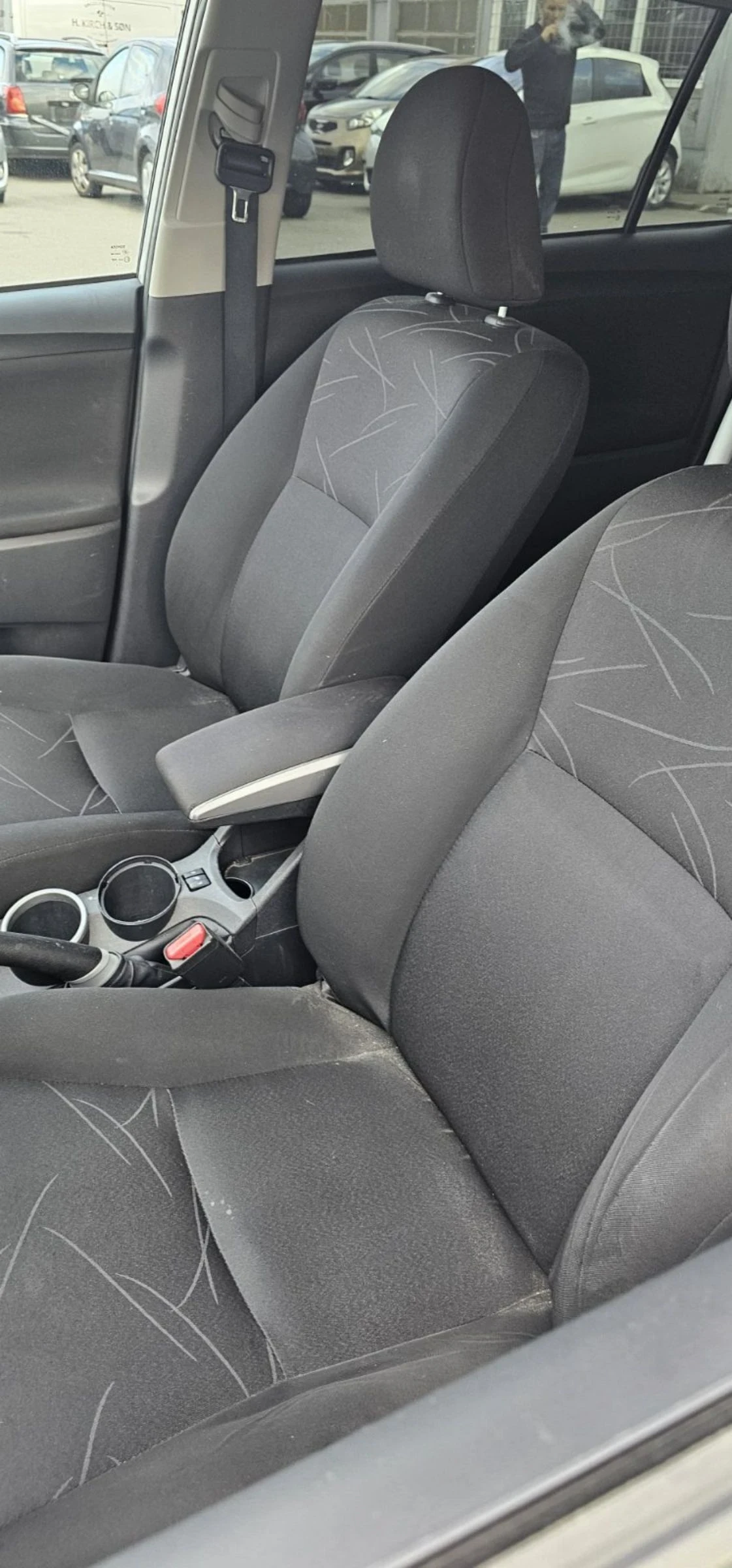 Toyota Corolla Verso - изображение 4