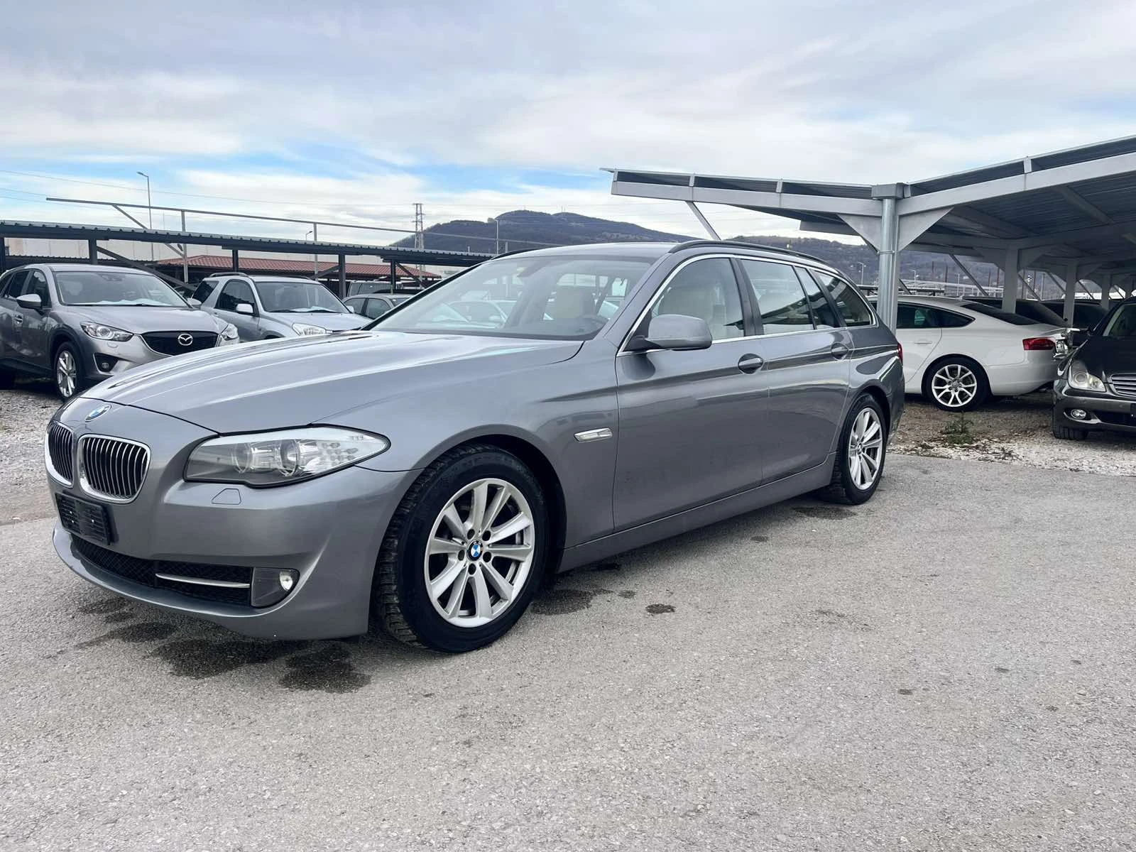 BMW 530 3.0D 258kc Italia - изображение 5