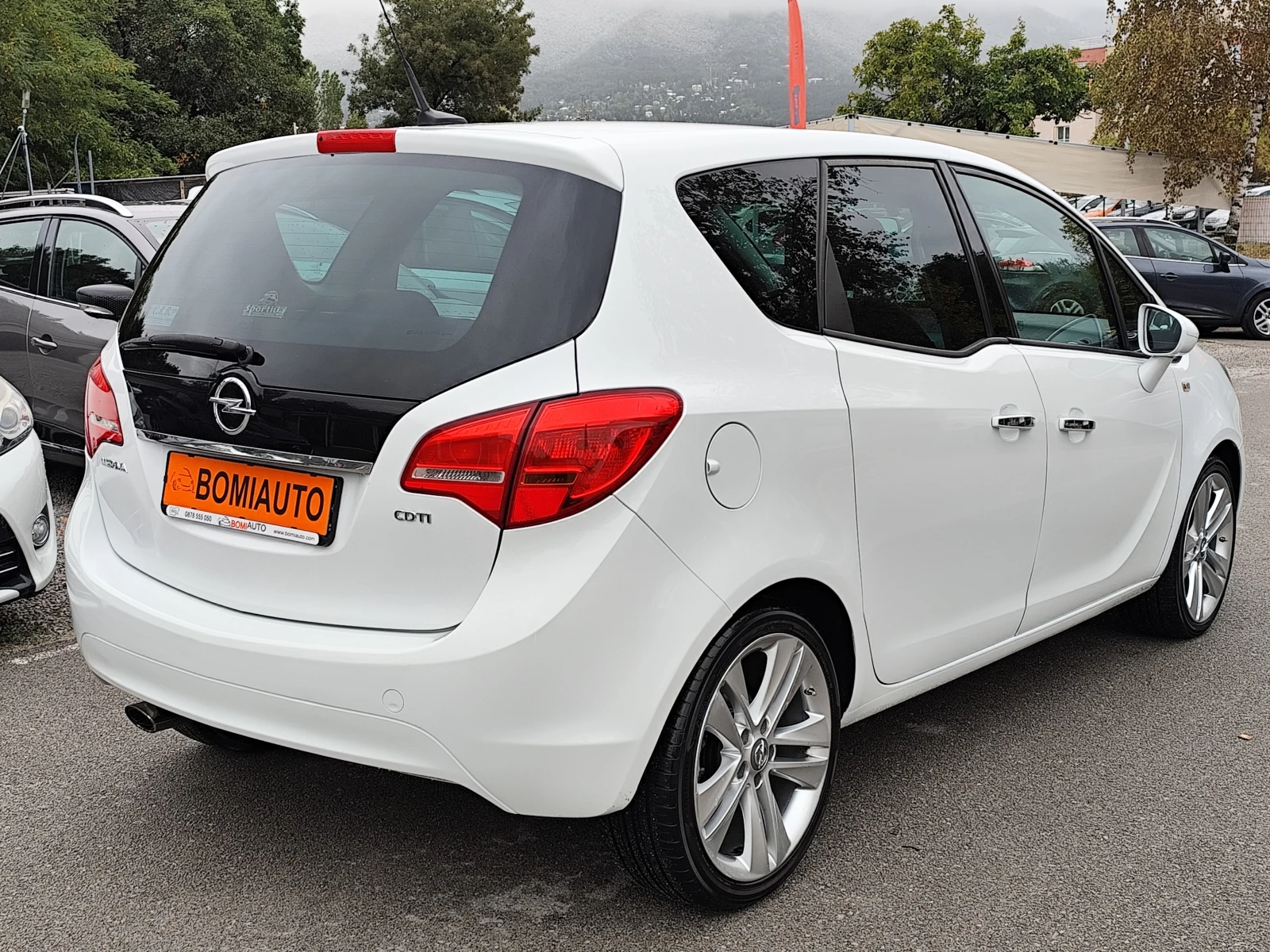 Opel Meriva 1.7CDTi* EURO5A* NAVI* Klimatronik*  - изображение 4