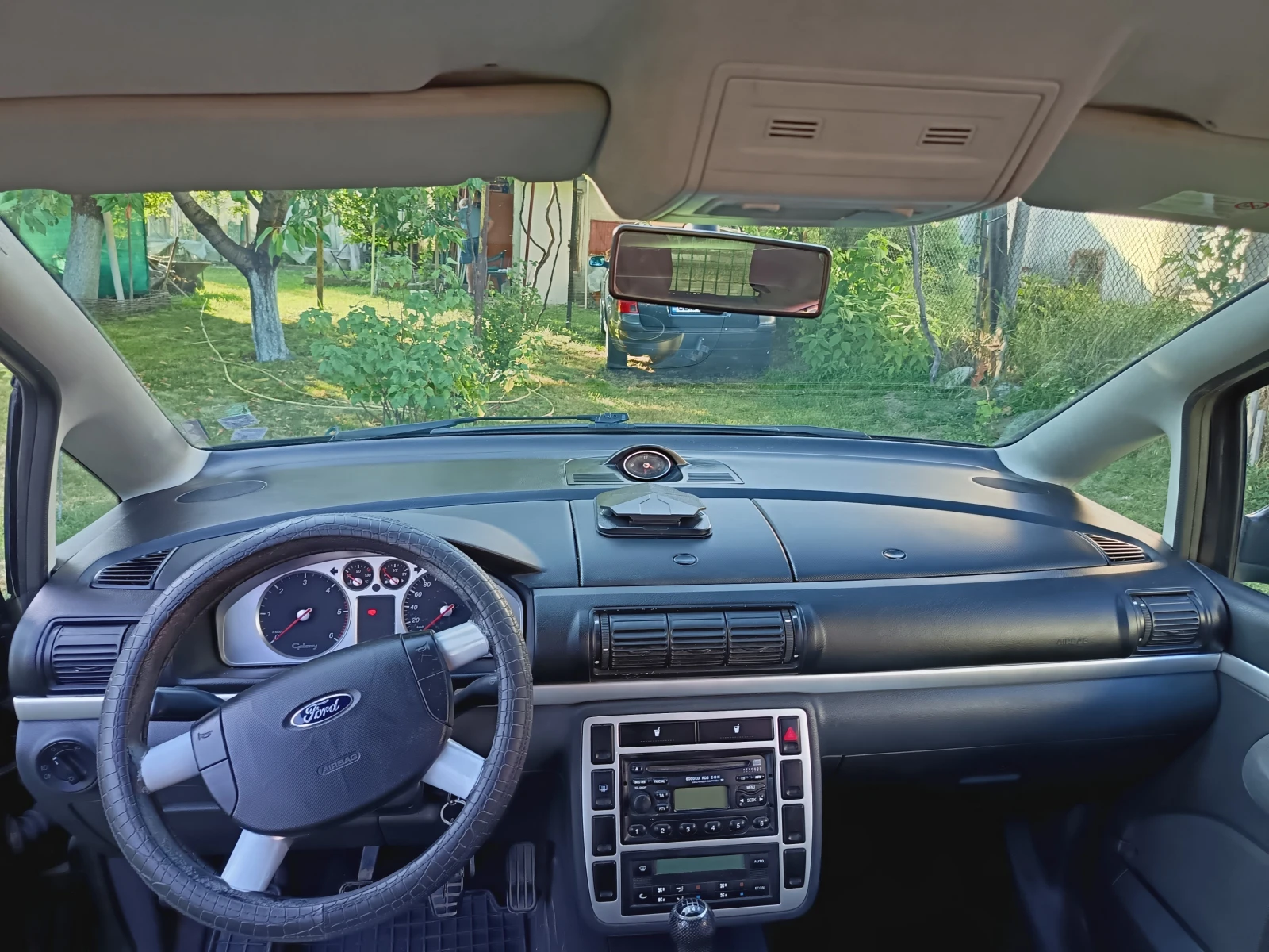 Ford Galaxy 1.9 TDI - изображение 2