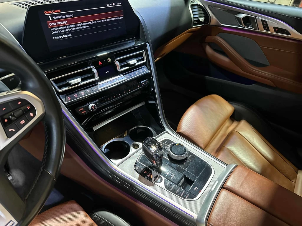 BMW 850 2019 XDRIVE * ДИСТРОНИК * ОБДХУВАХНЕ * 360 *    - изображение 9