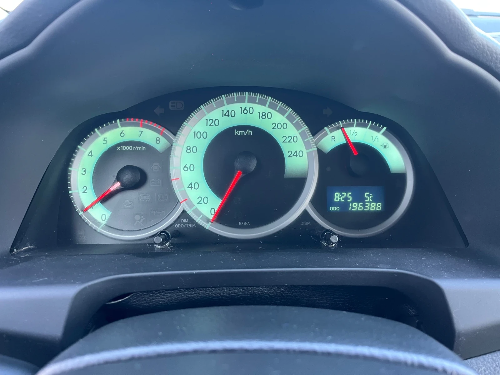 Toyota Corolla verso 1.6 , снимка 13 - Автомобили и джипове - 53743976