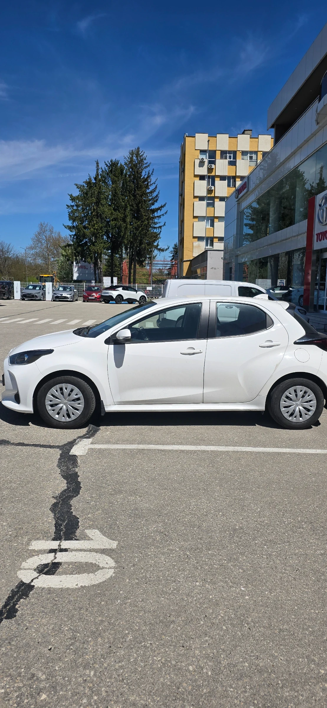 Toyota Yaris, снимка 2 - Автомобили и джипове - 54359673
