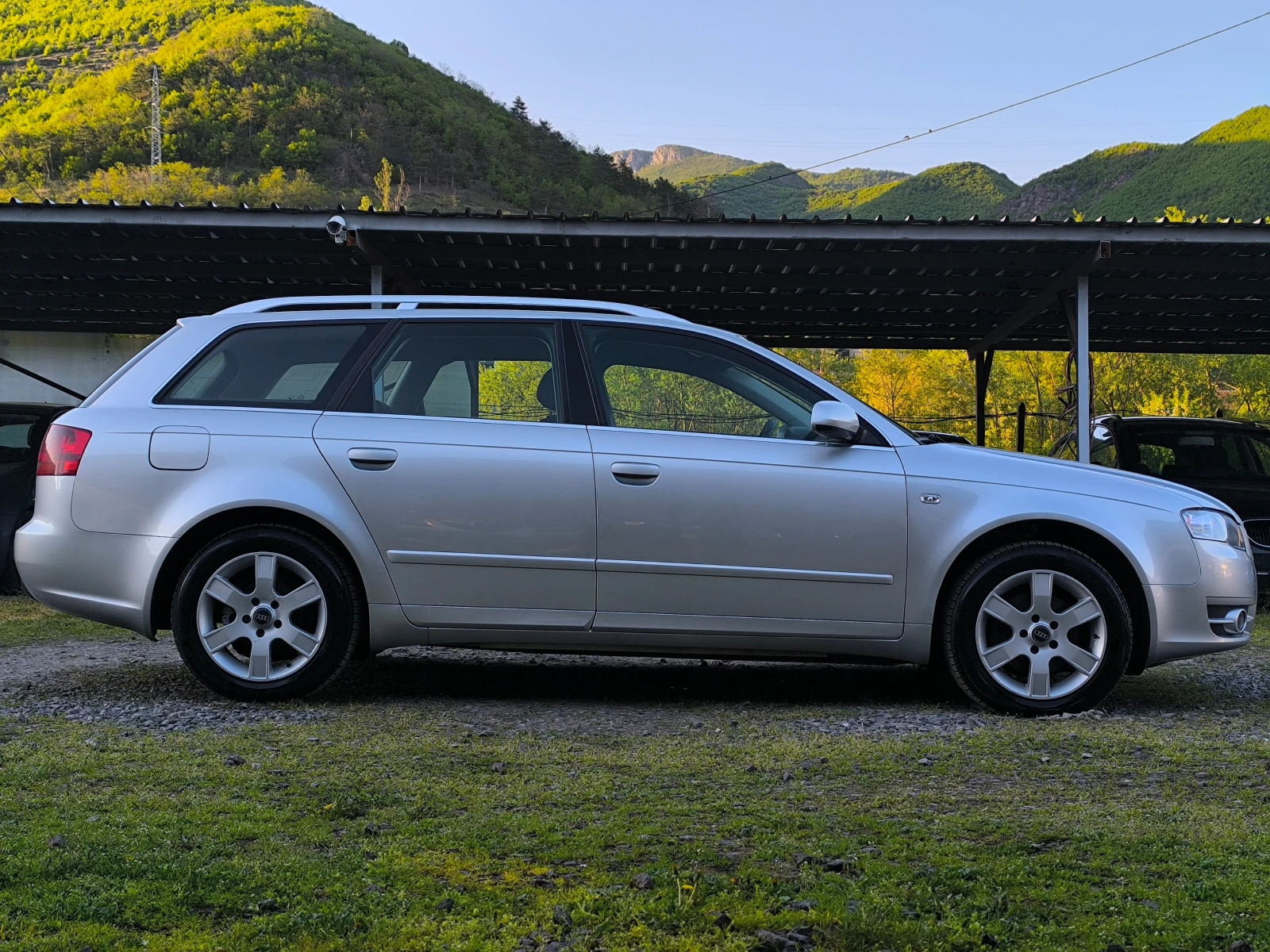 Audi A4 -1.9TDI-116кс-КЛИМАТРОНИК-НАВИГАЦИЯ-, снимка 3 - Автомобили и джипове - 54439875