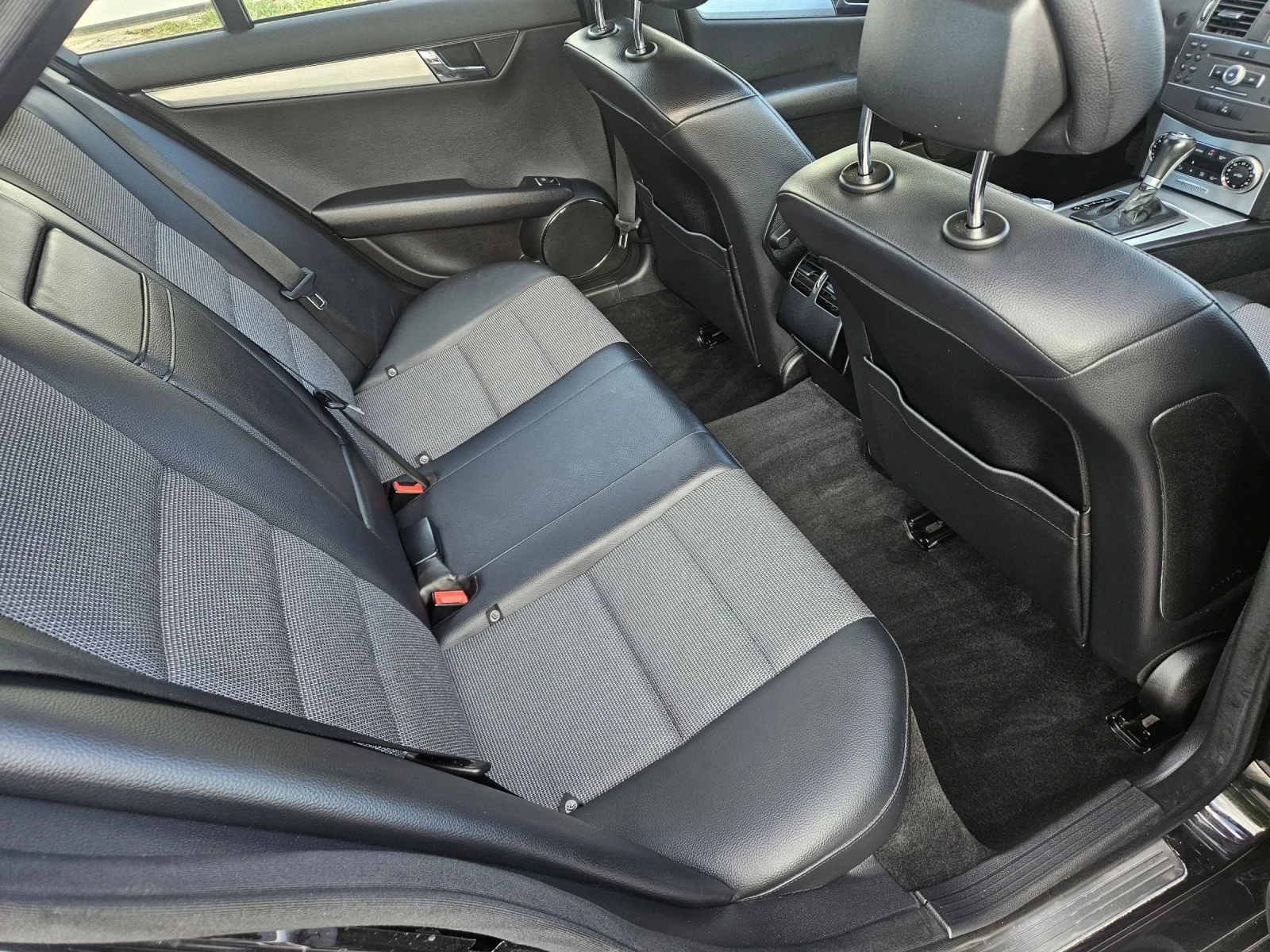 Mercedes-Benz C 220 CDI NAVI AUTOMAT , снимка 13 - Автомобили и джипове - 54633203