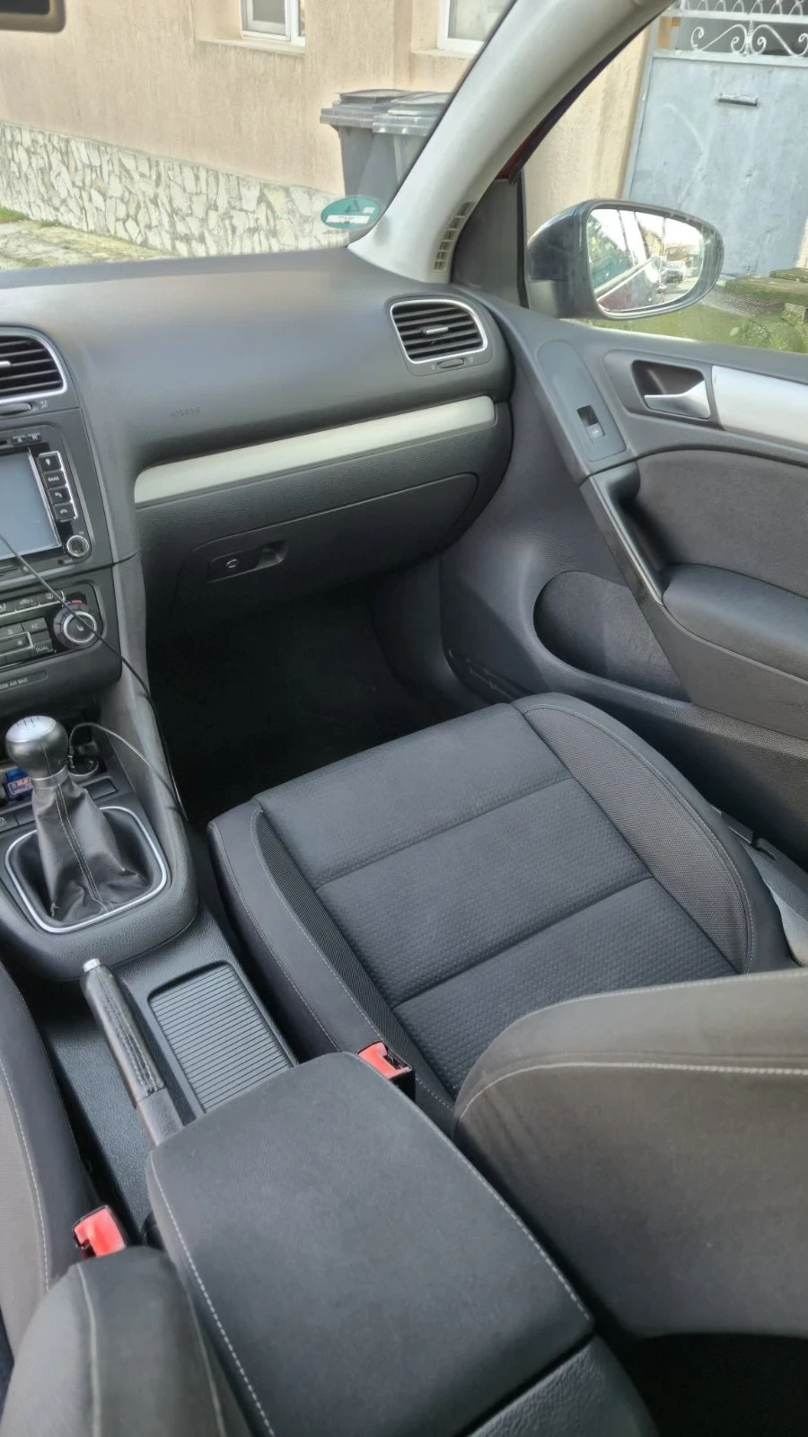 VW Golf 1.6tdi , снимка 7 - Автомобили и джипове - 54752810
