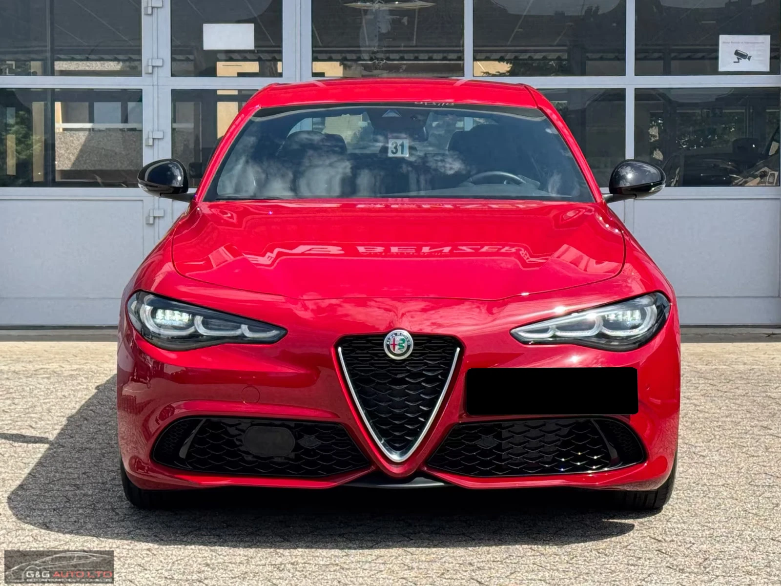 Alfa Romeo Giulia Ti Q4/280HP/CAM/MEMO/ACC/DIGI/NAVI/LED/545q, снимка 2 - Автомобили и джипове - 55474315