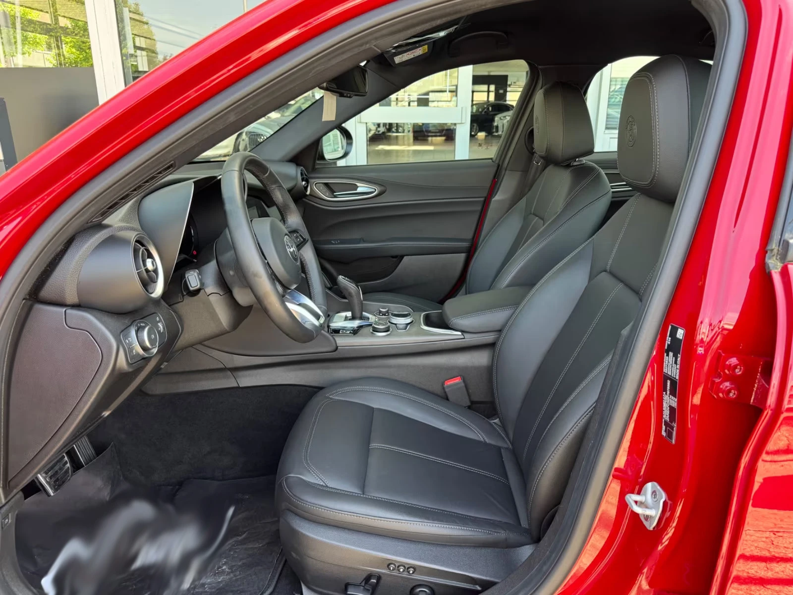 Alfa Romeo Giulia Ti Q4/280HP/CAM/MEMO/ACC/DIGI/NAVI/LED/545q, снимка 6 - Автомобили и джипове - 55474315
