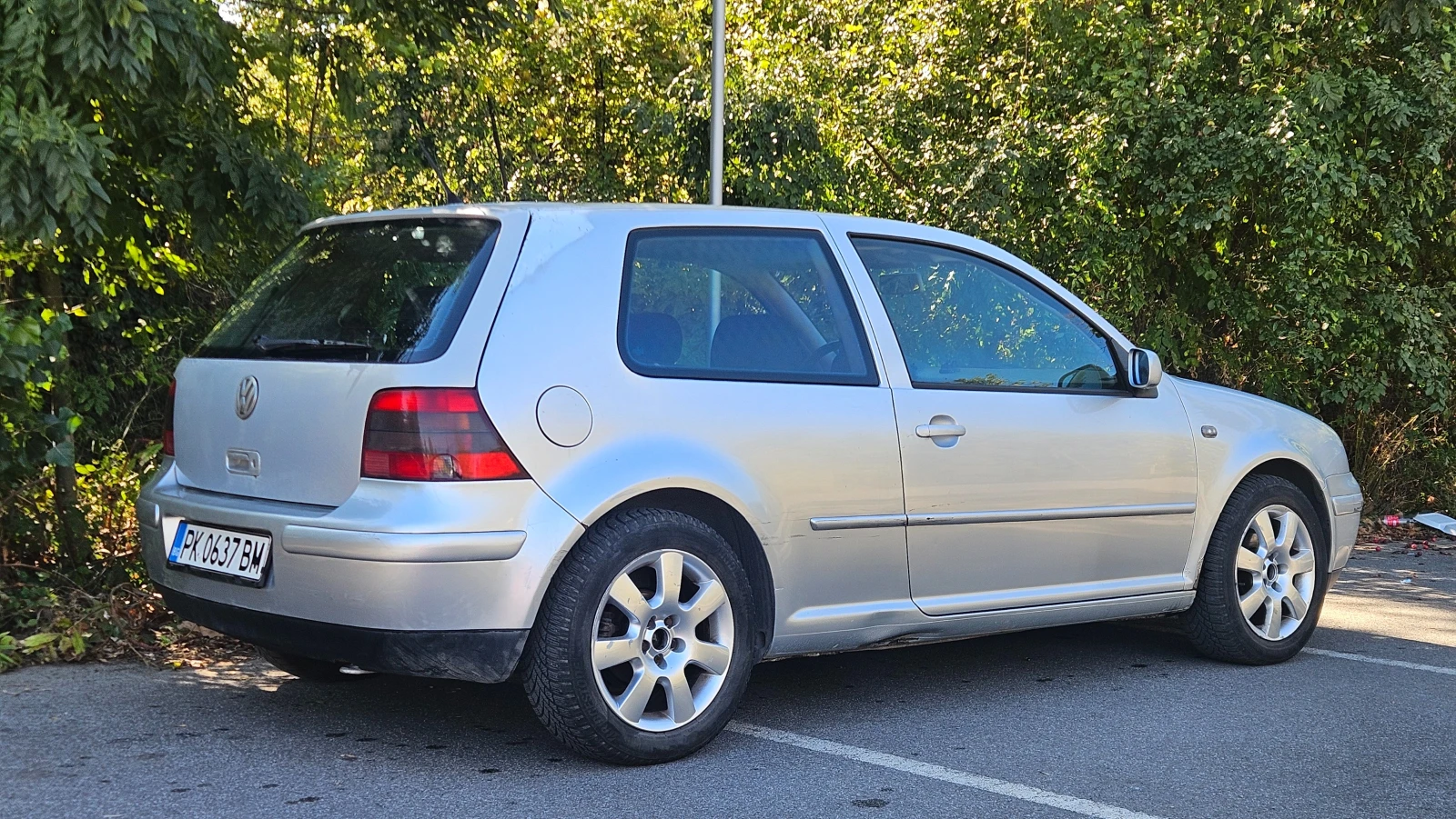 VW Golf 1.6 ГАЗ, снимка 3 - Автомобили и джипове - 55852334