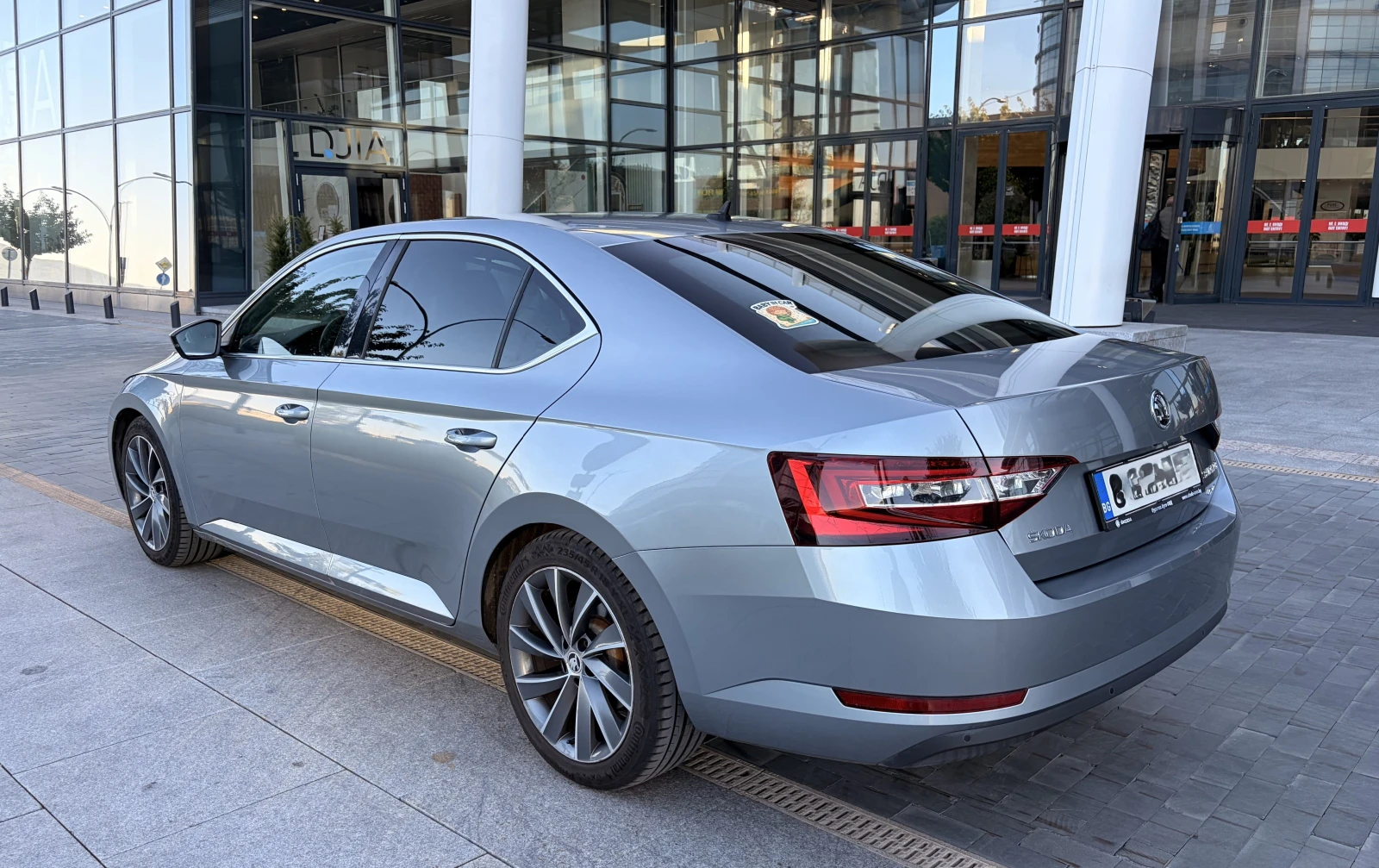 Skoda Superb Laurin & Klement (L&K), снимка 6 - Автомобили и джипове - 55985820