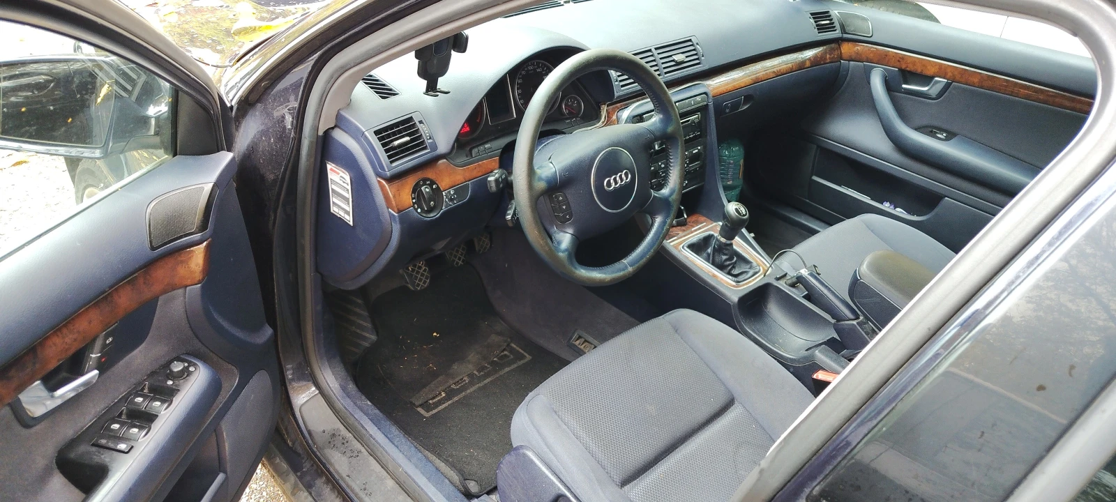 Audi A4 1.8 T, снимка 9 - Автомобили и джипове - 56506952