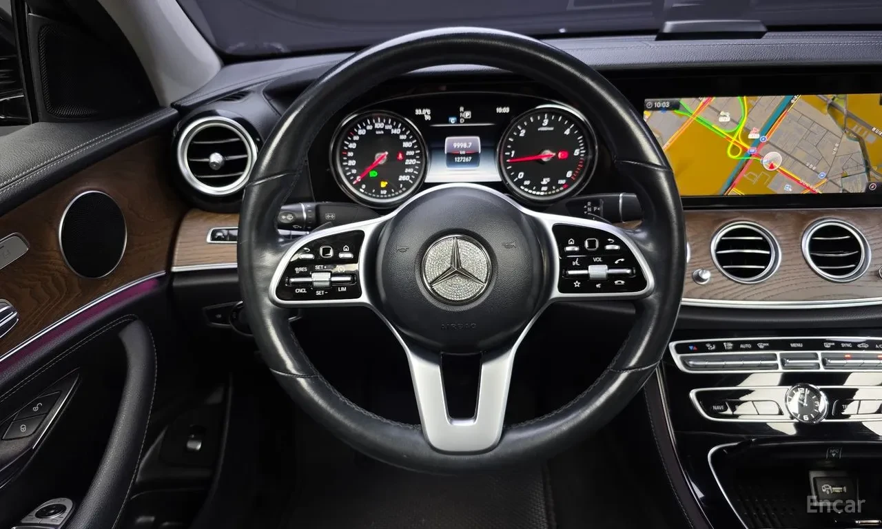 Mercedes-Benz E 220 4MATIC | EXCLUSIVE, снимка 12 - Автомобили и джипове - 56609863
