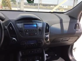 Hyundai IX35 2.0 i-4x4, снимка 10