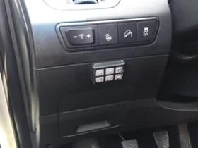 Hyundai IX35 2.0 i-4x4, снимка 13
