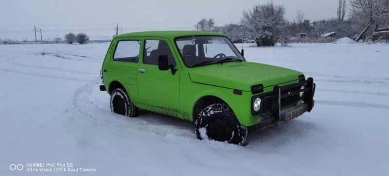 Lada Niva Метан, снимка 10 - Автомобили и джипове - 46322139