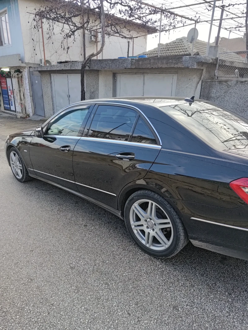 Mercedes-Benz E 250, снимка 5 - Автомобили и джипове - 48543508