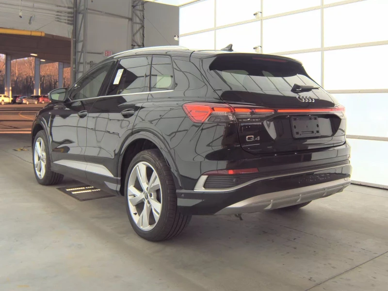 Audi Q4 e-tron Premium Plus 50, снимка 6 - Автомобили и джипове - 53102752