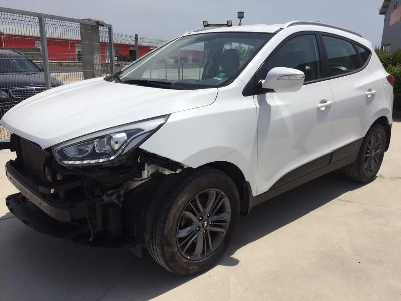 Hyundai IX35 2.0 i-4x4, снимка 1 - Автомобили и джипове - 33394192