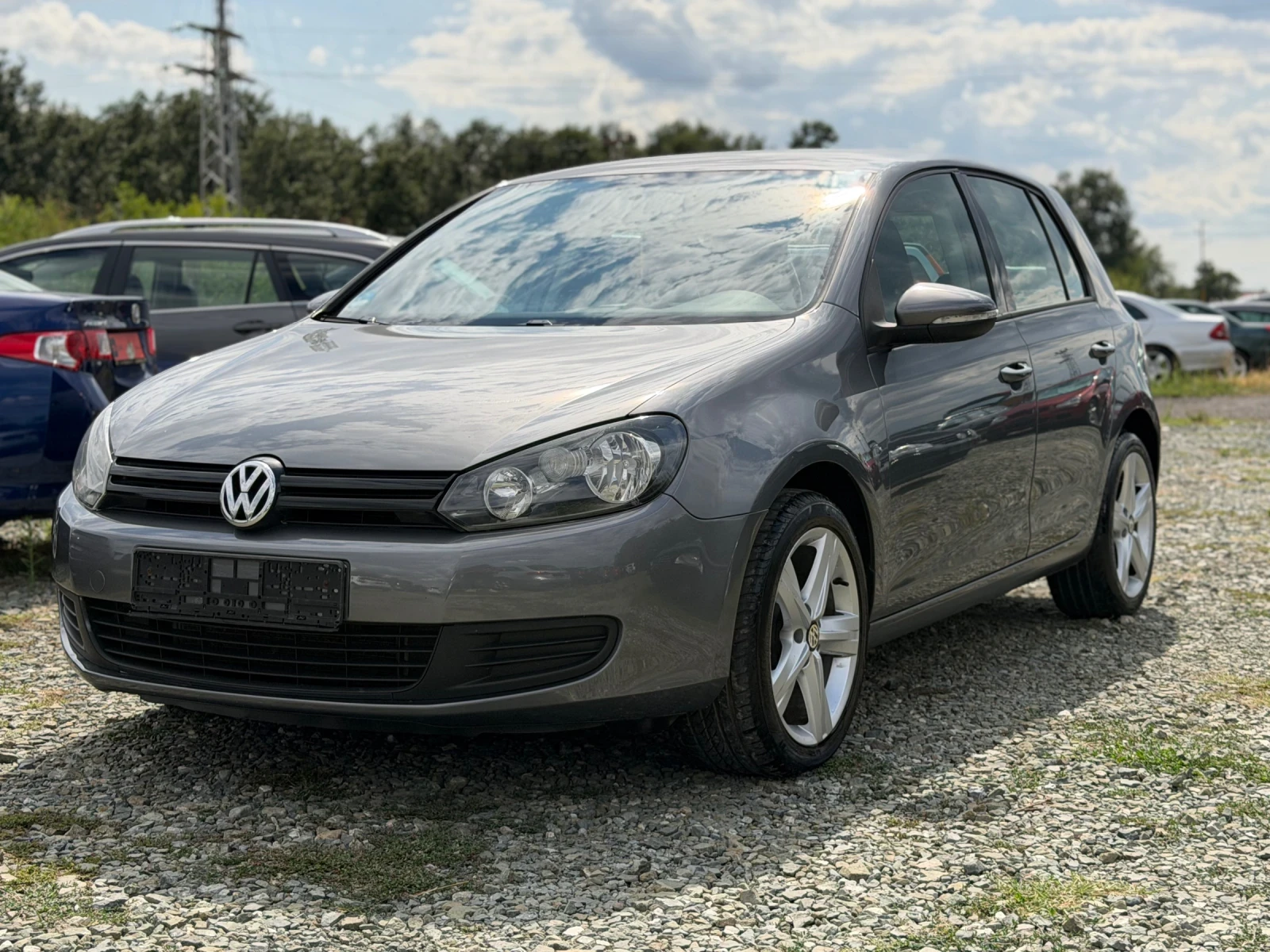 VW Golf 1.6i 102k.c., снимка 3 - Автомобили и джипове - 48999254