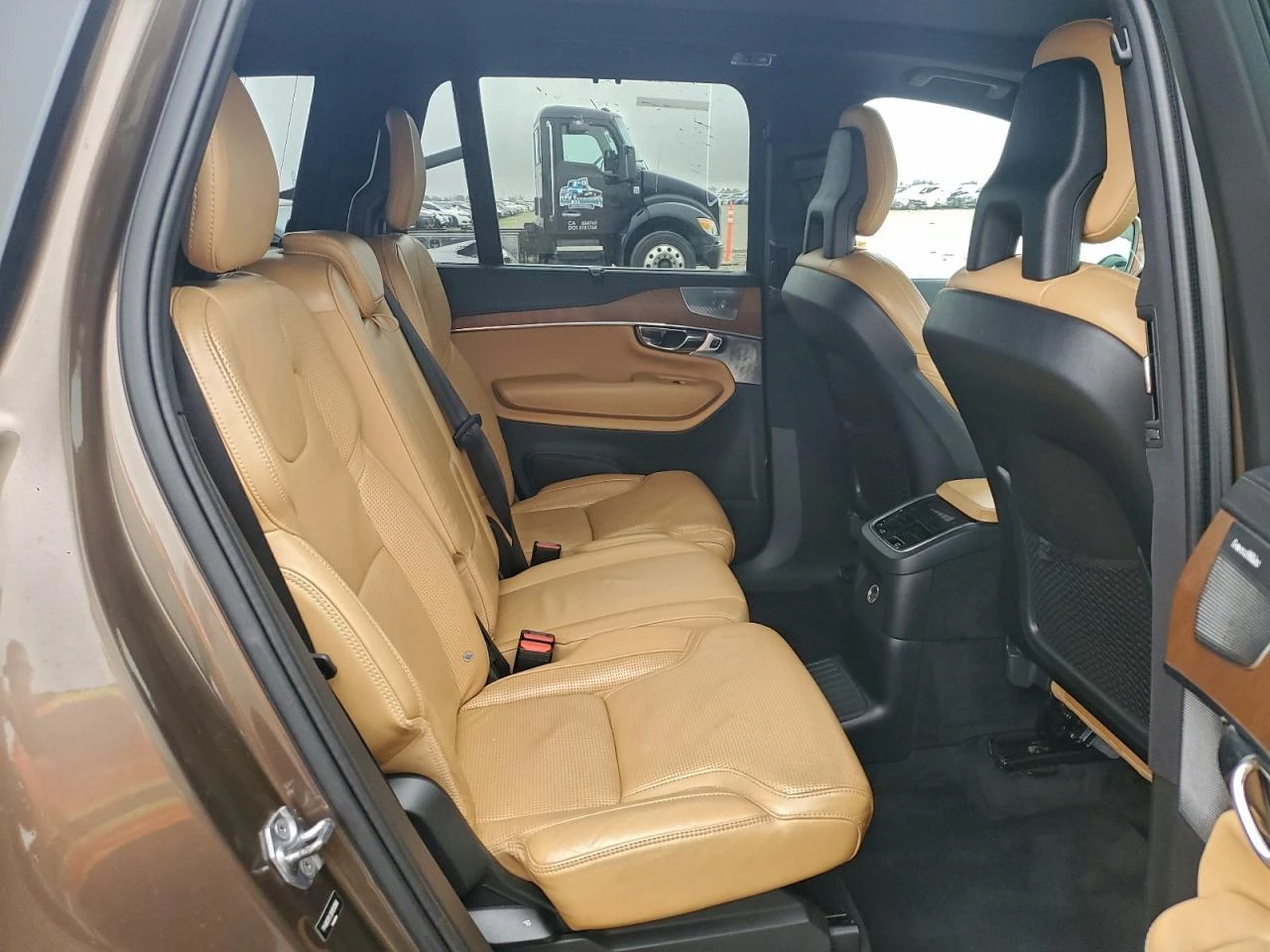 Volvo Xc90 T8 - изображение 9