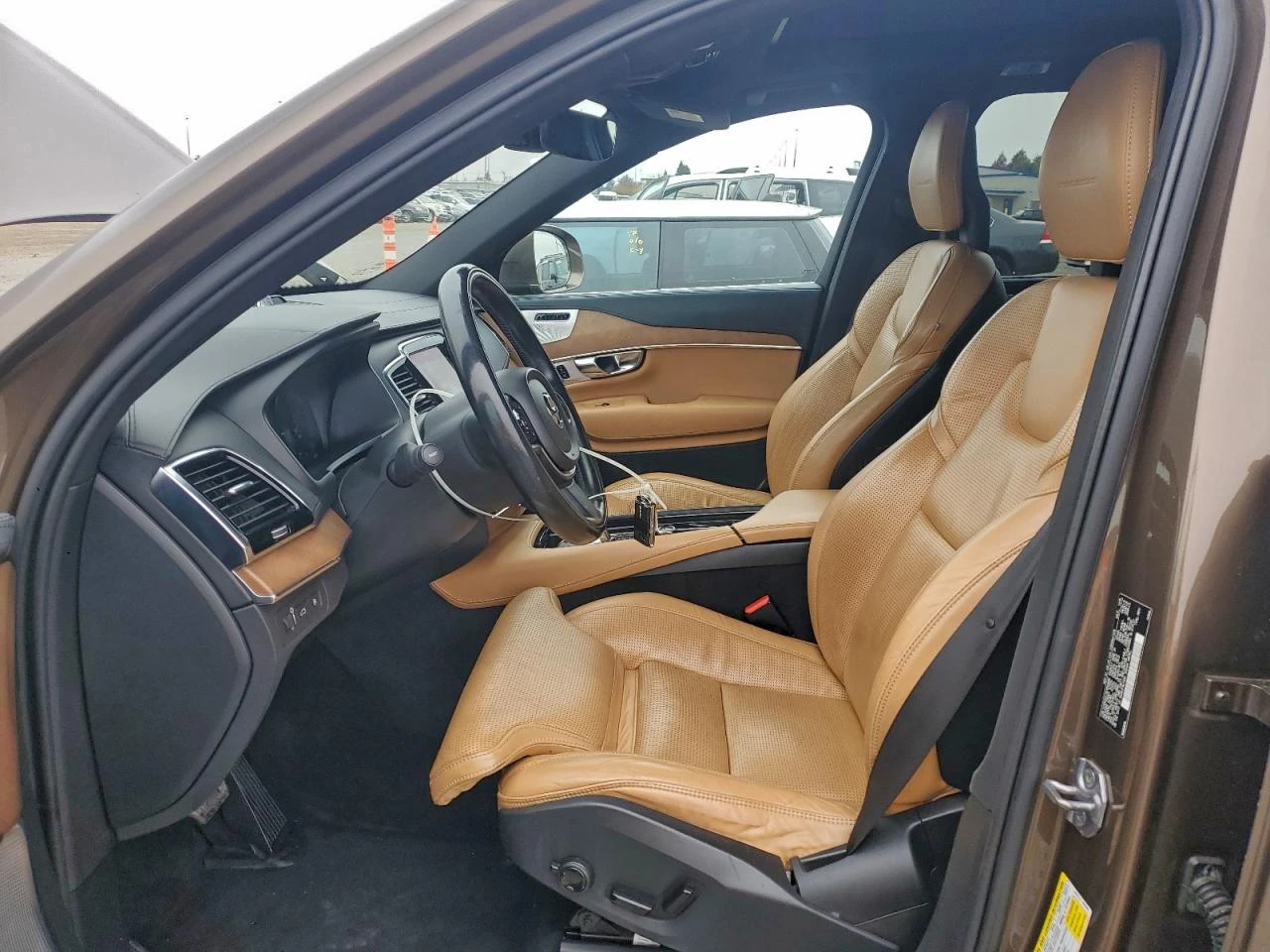 Volvo Xc90 T8 - изображение 7