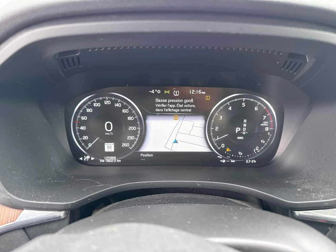 Volvo XC60 б Inscription Expression / CARFAX /DIS/360/NAVI/ - изображение 8