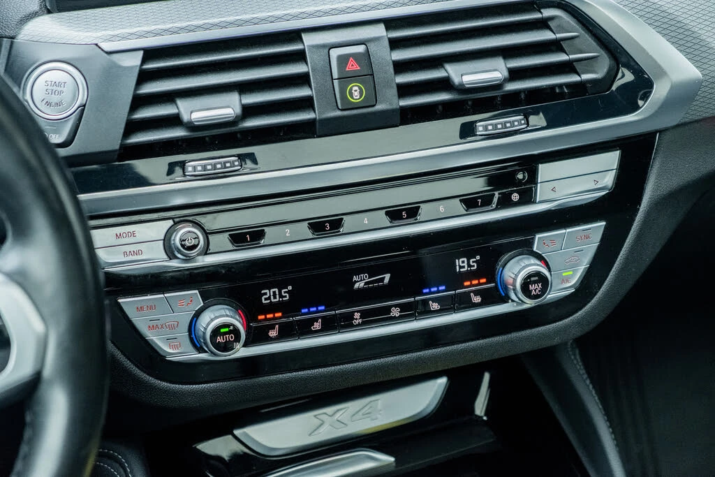 BMW X4 M* ДИСТРОНИК ОБДУХВАНЕ* 360* ПОДГРЕВИ* HEADUP* ПАМ - изображение 9