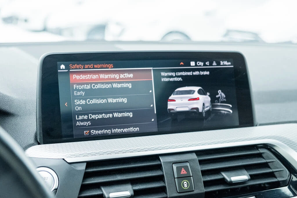 BMW X4 M* ДИСТРОНИК ОБДУХВАНЕ* 360* ПОДГРЕВИ* HEADUP* ПАМ - изображение 8