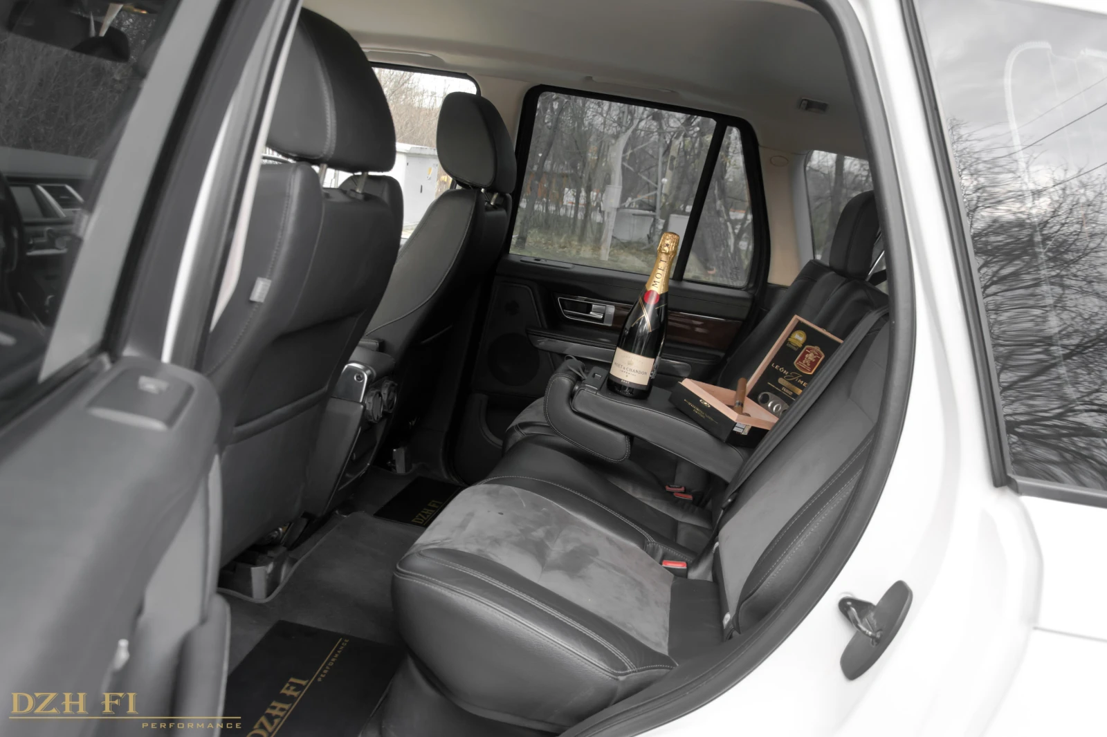 Land Rover Range Rover Sport 3.6D/V8/272KC/FACELIFT/ПРОБЛЕМ МОТОР, снимка 12 - Автомобили и джипове - 53946805