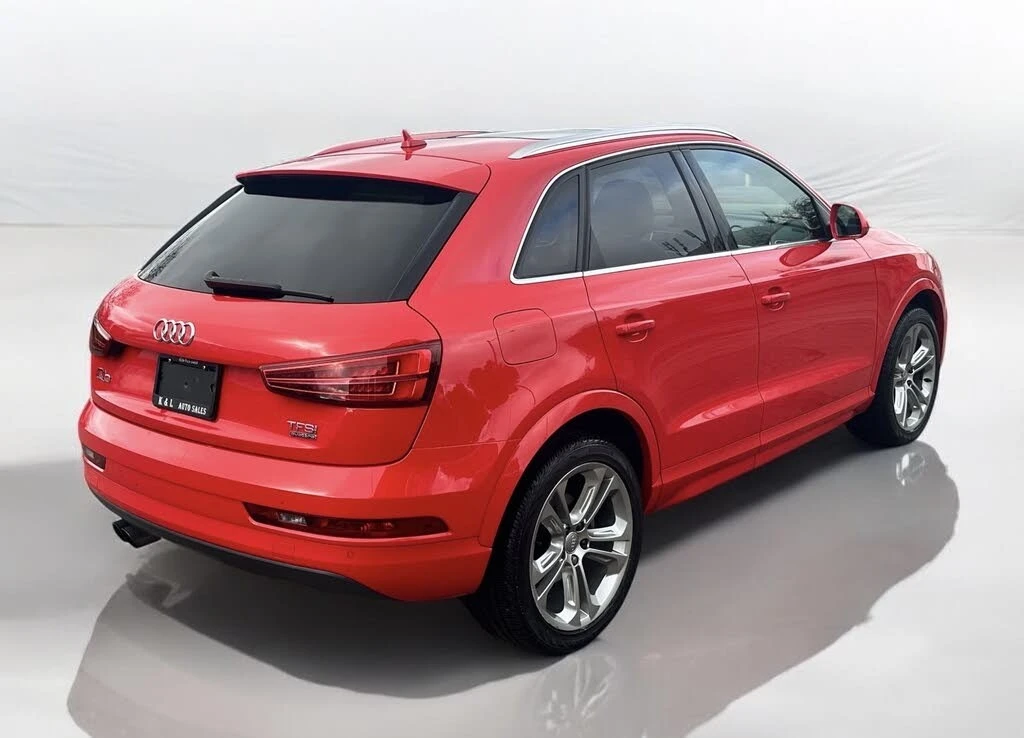 Audi Q3 2.0T* quattro* Progressiv* АвтоКредит* (ЦЕНА ДО БГ, снимка 3 - Автомобили и джипове - 54000369