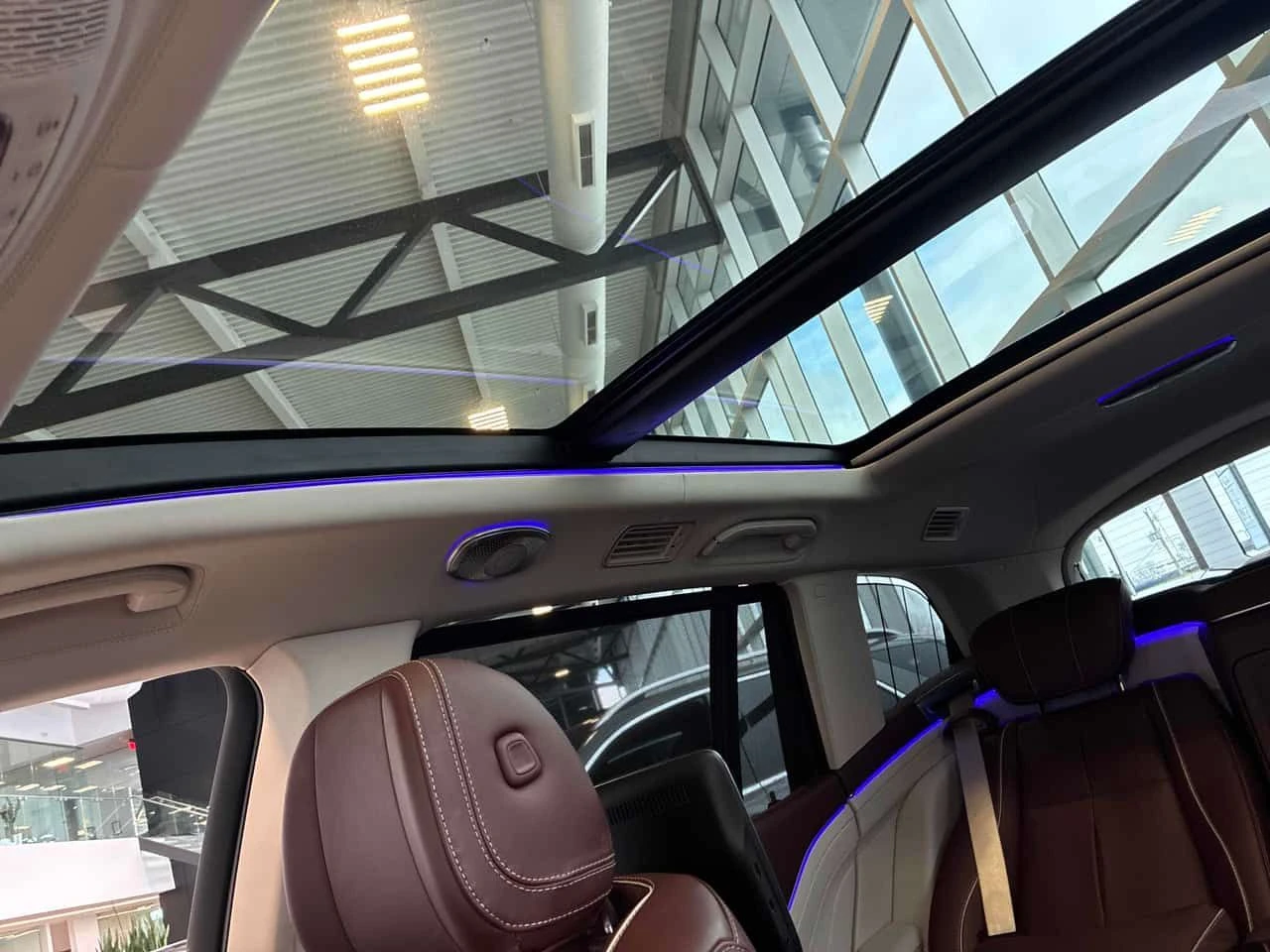 Mercedes-Benz GLS * Maybach 600 * CARFAX * ЦЕНА ДО БГ, снимка 14 - Автомобили и джипове - 54044015