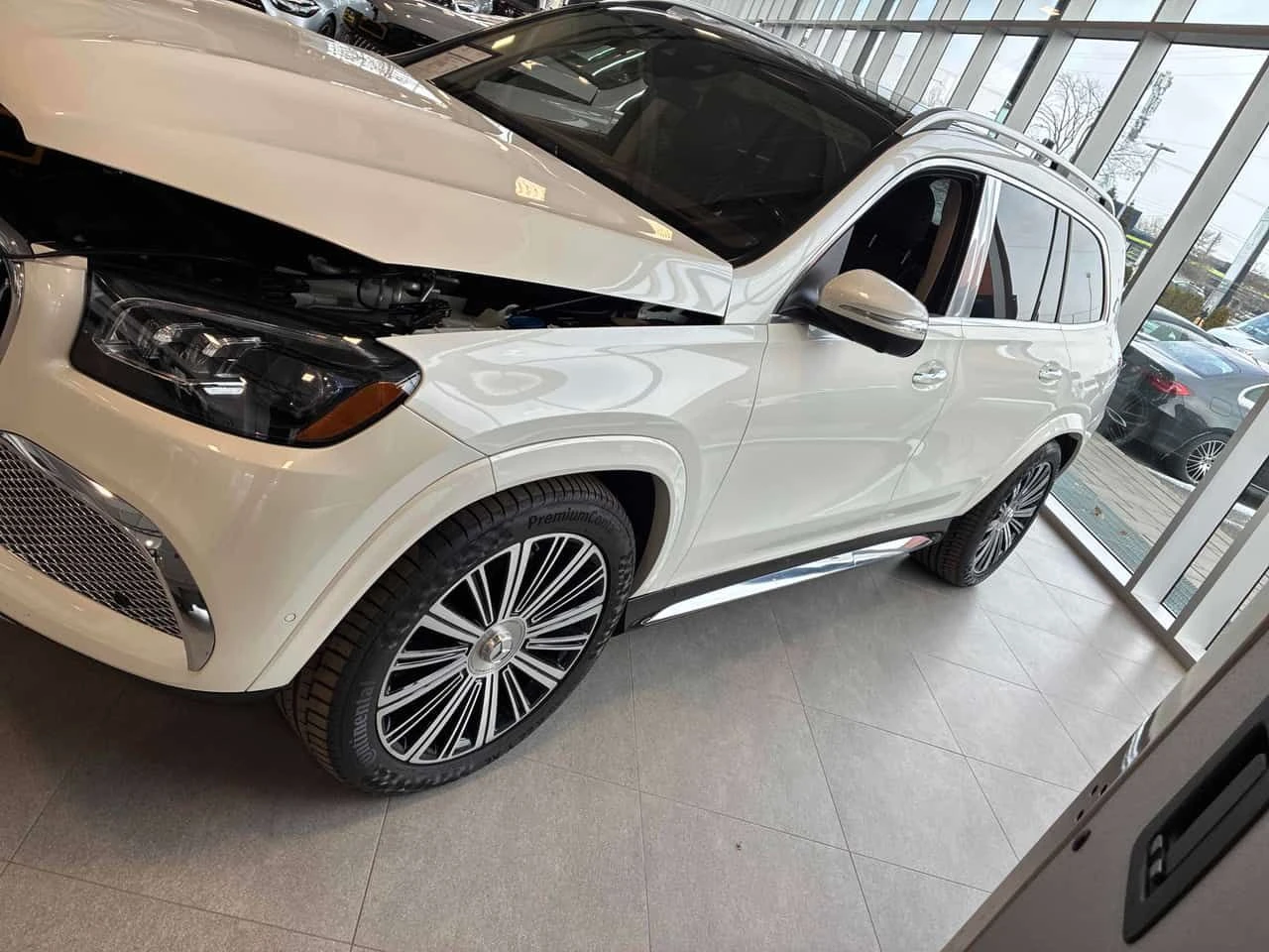 Mercedes-Benz GLS * Maybach 600 * CARFAX * ЦЕНА ДО БГ, снимка 3 - Автомобили и джипове - 54044015