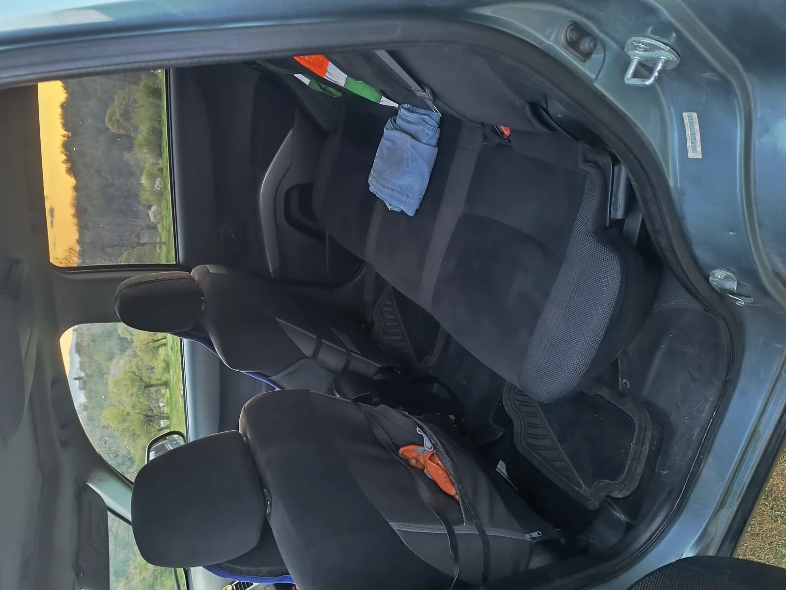 Mitsubishi Outlander 3.0 V6 Автомат, снимка 10 - Автомобили и джипове - 54253655