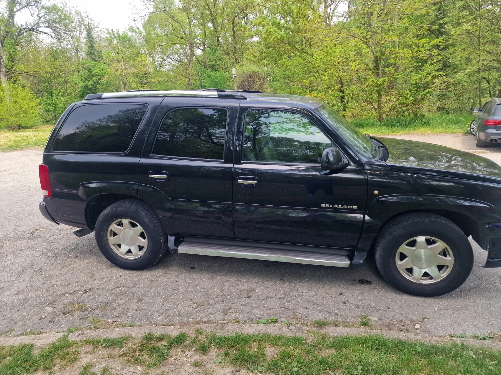 Cadillac Escalade, снимка 3 - Автомобили и джипове - 54362220