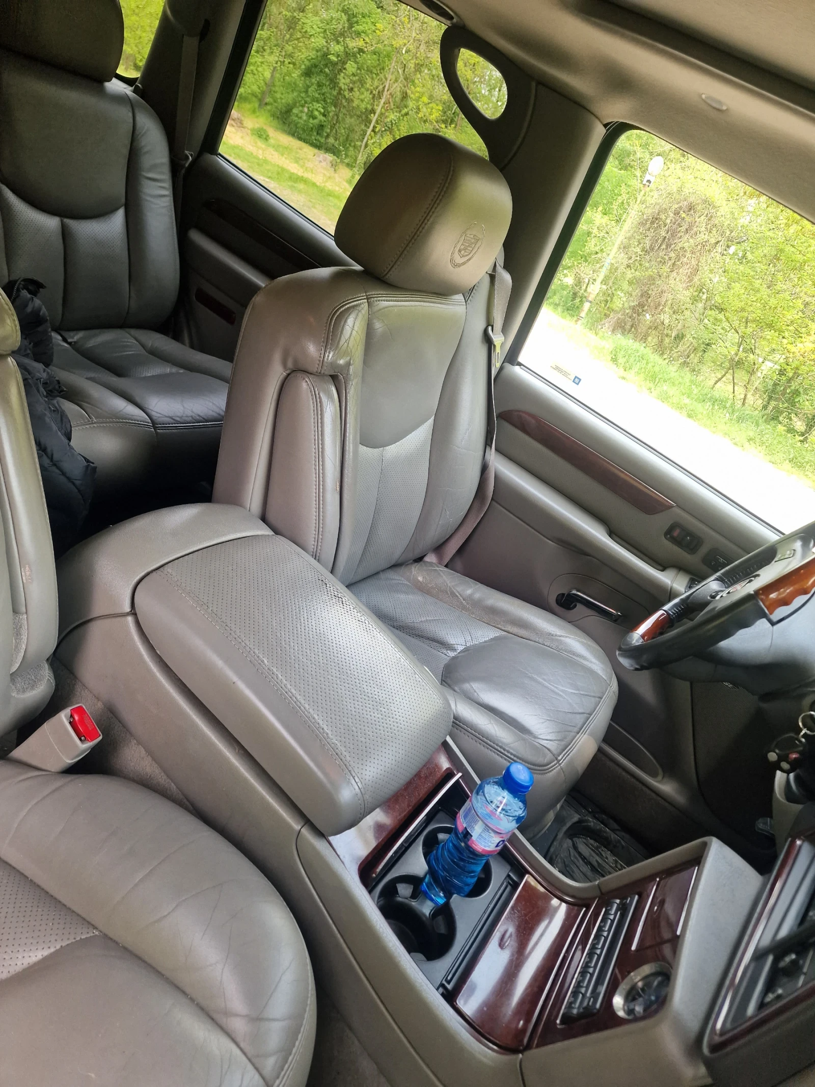 Cadillac Escalade, снимка 5 - Автомобили и джипове - 54362220
