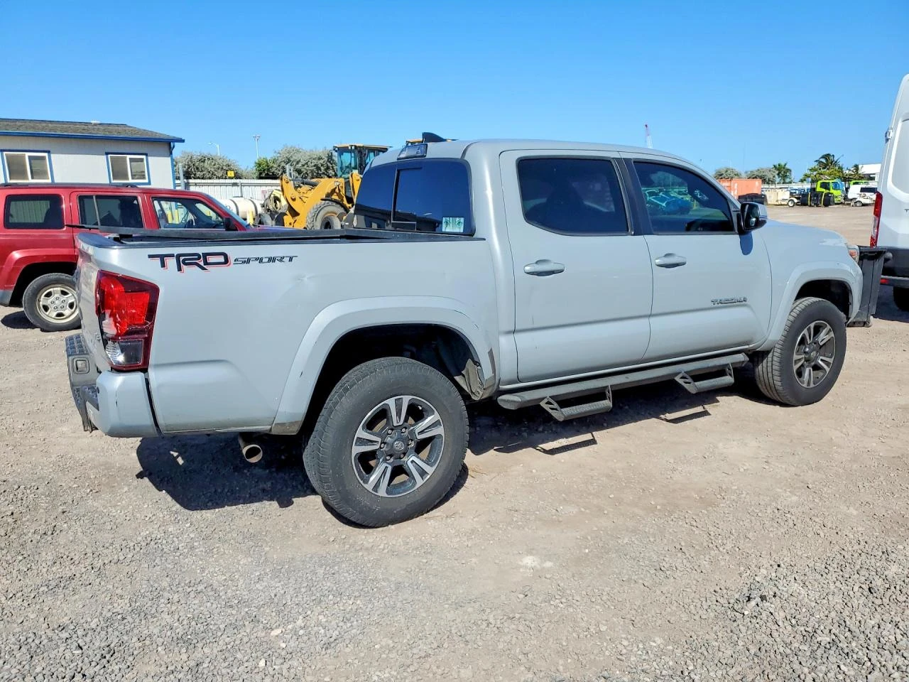 Toyota Tacoma 3.5l Sr5 V6, снимка 3 - Автомобили и джипове - 54914066