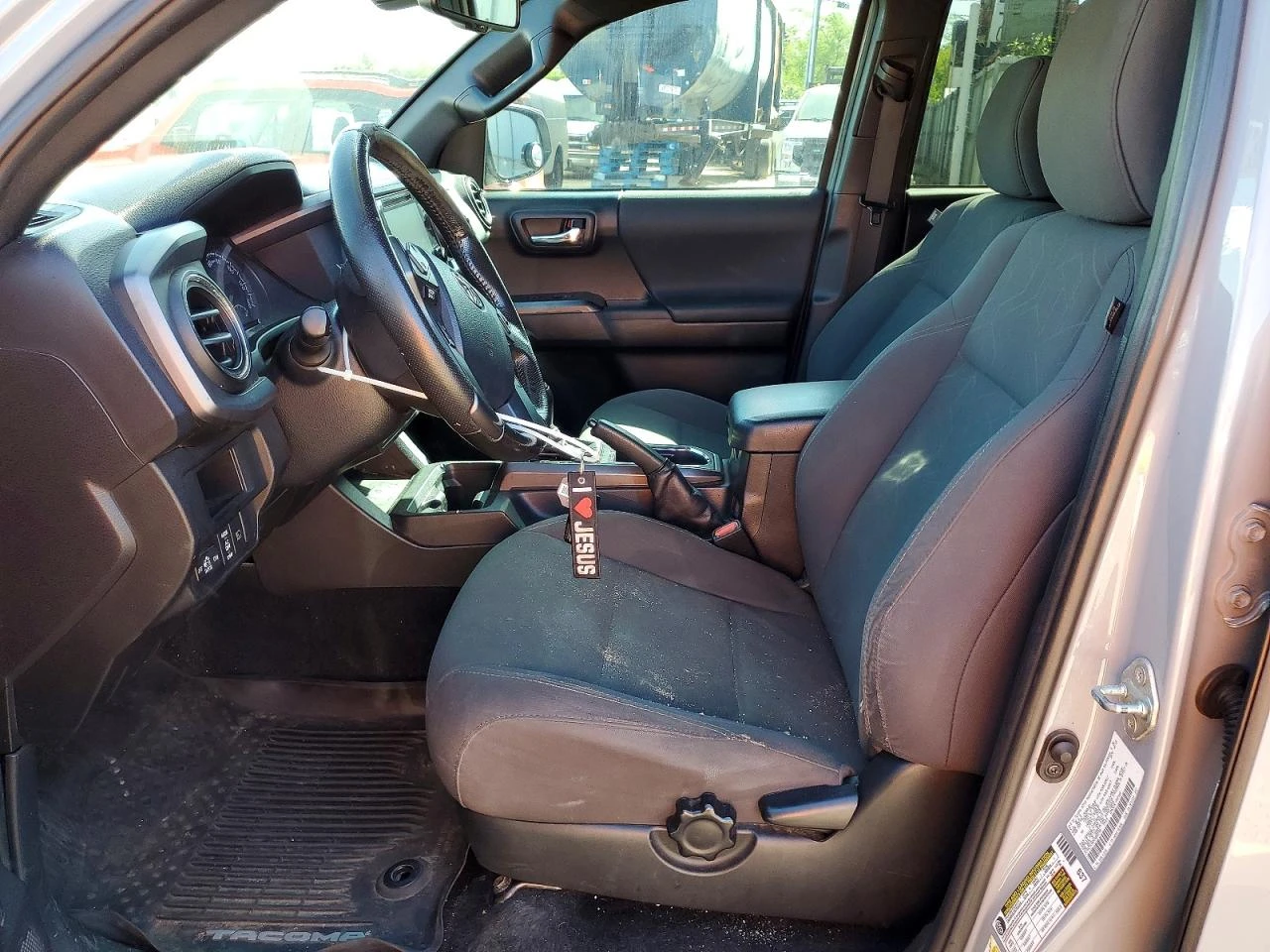 Toyota Tacoma 3.5l Sr5 V6, снимка 7 - Автомобили и джипове - 54914066