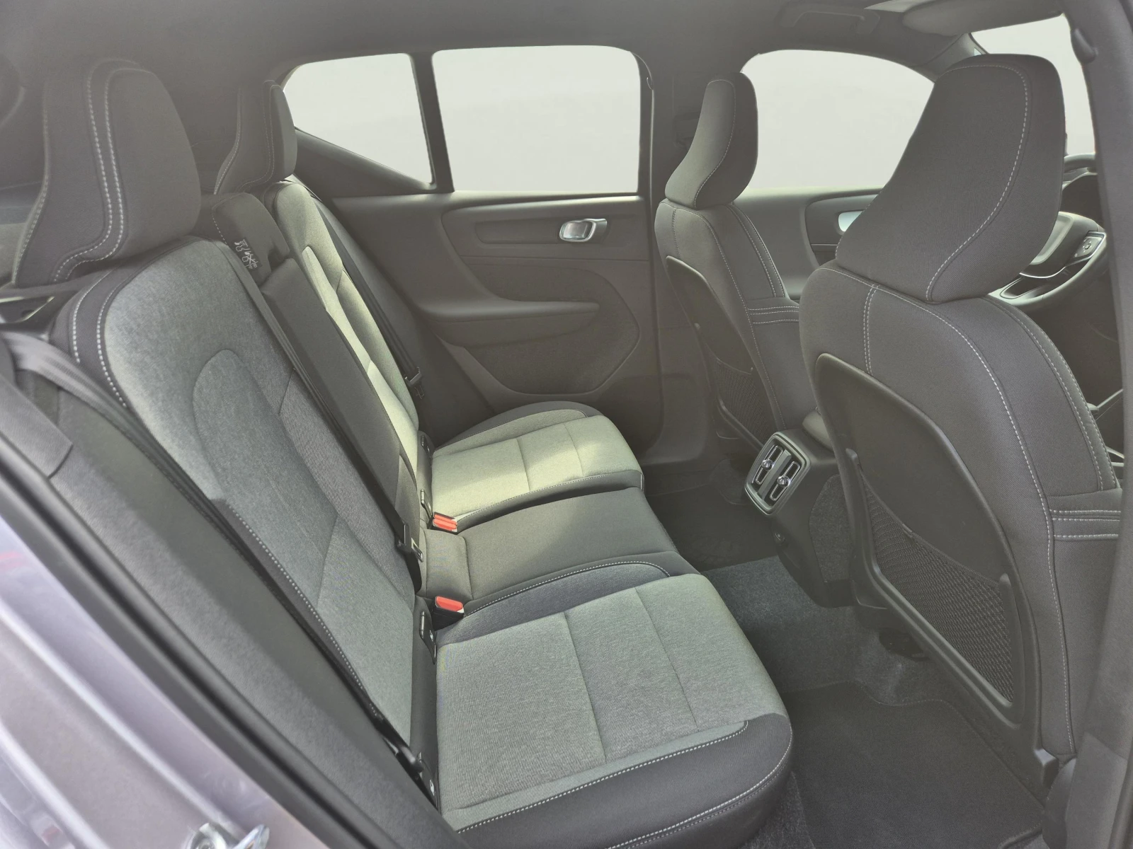 Volvo XC40 2.0L | Mobile.bg � ����������� 9
