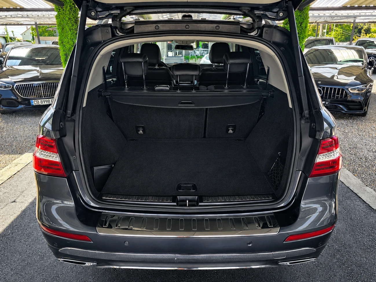 Mercedes-Benz ML 350 AMG LINE/FULL LED/GERMANY/КАМЕРА/ЕЛ.БАГАЖНИК/LIZ, снимка 8 - Автомобили и джипове - 55835103