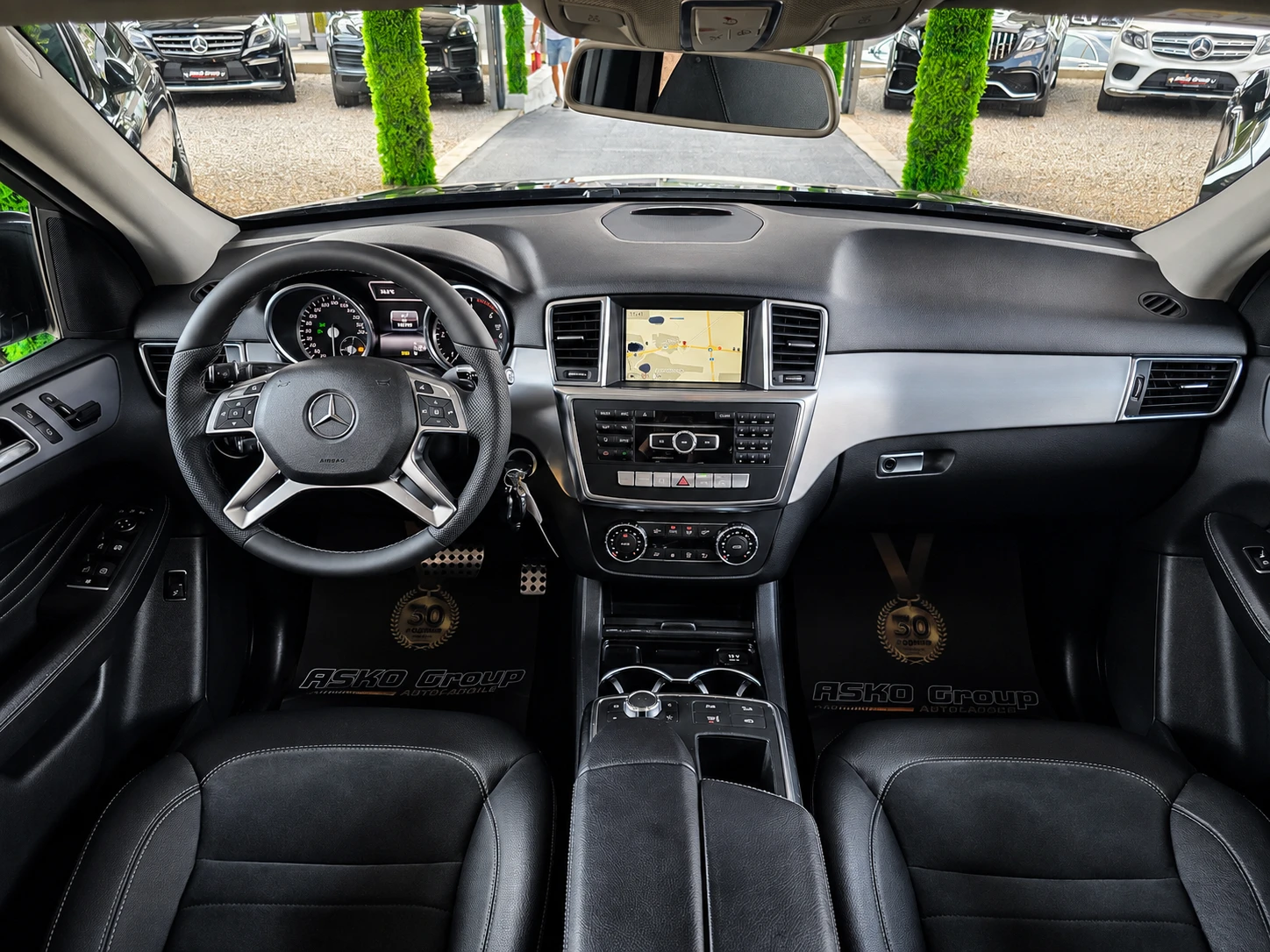 Mercedes-Benz ML 350 AMG LINE/FULL LED/GERMANY/КАМЕРА/ЕЛ.БАГАЖНИК/LIZ, снимка 10 - Автомобили и джипове - 55835103
