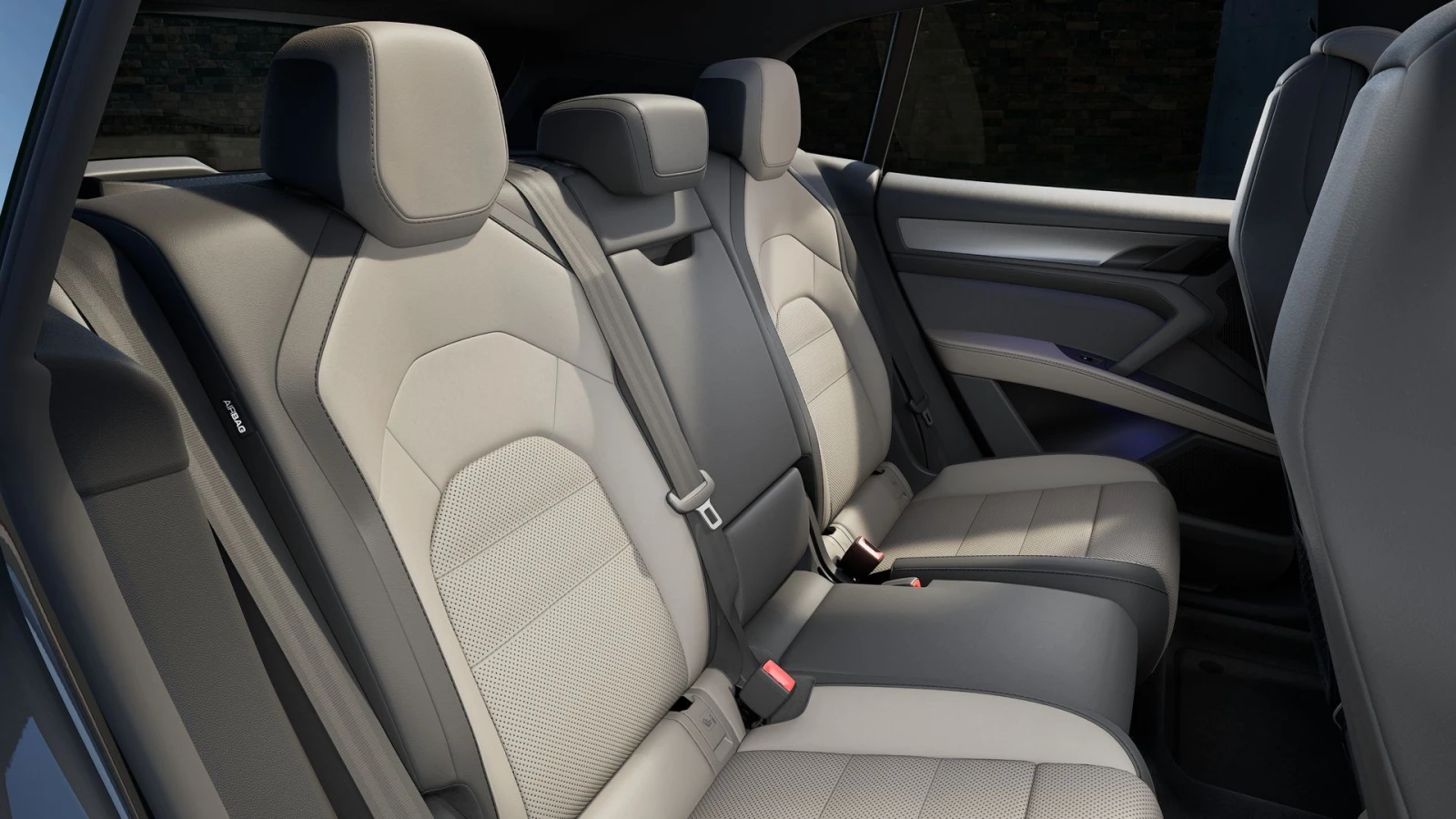 Porsche Cayenne ELECTRIC / SPORT CHRONO / PANO / BOSE/ 360/ MATRIX, снимка 10 - Автомобили и джипове - 56072875