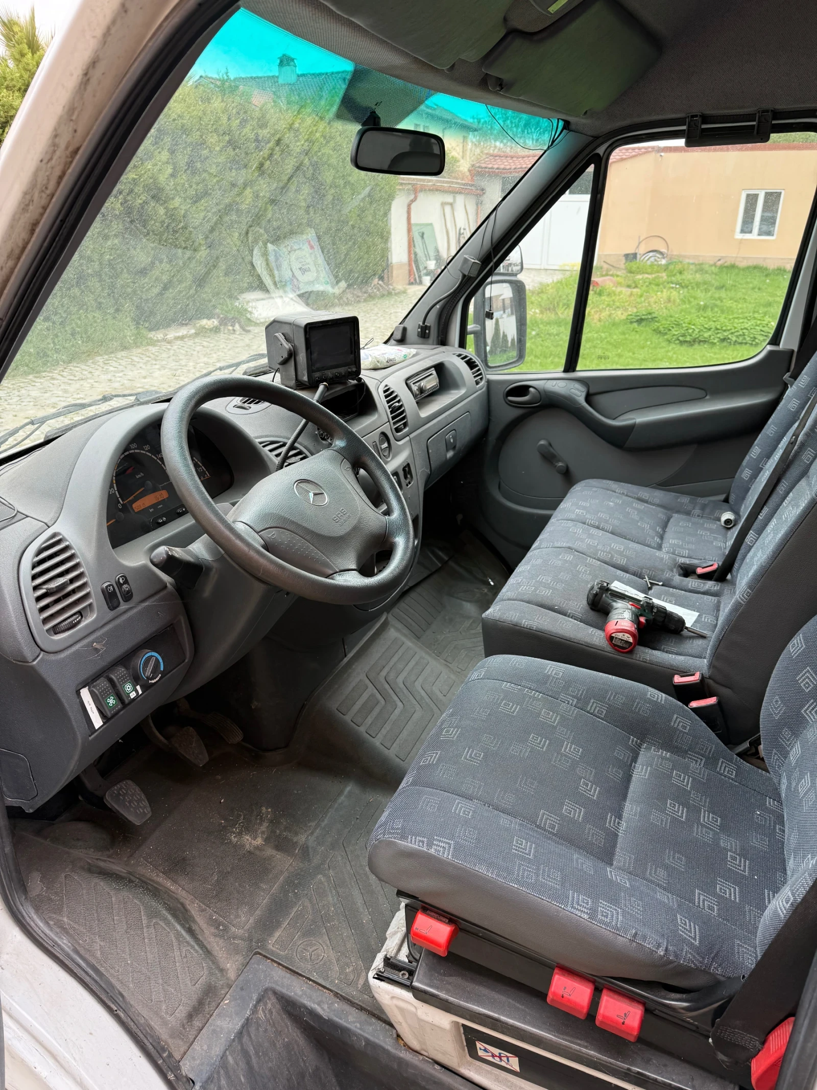 Mercedes-Benz Sprinter 416 Пътнически, снимка 2 - Бусове и автобуси - 54227764