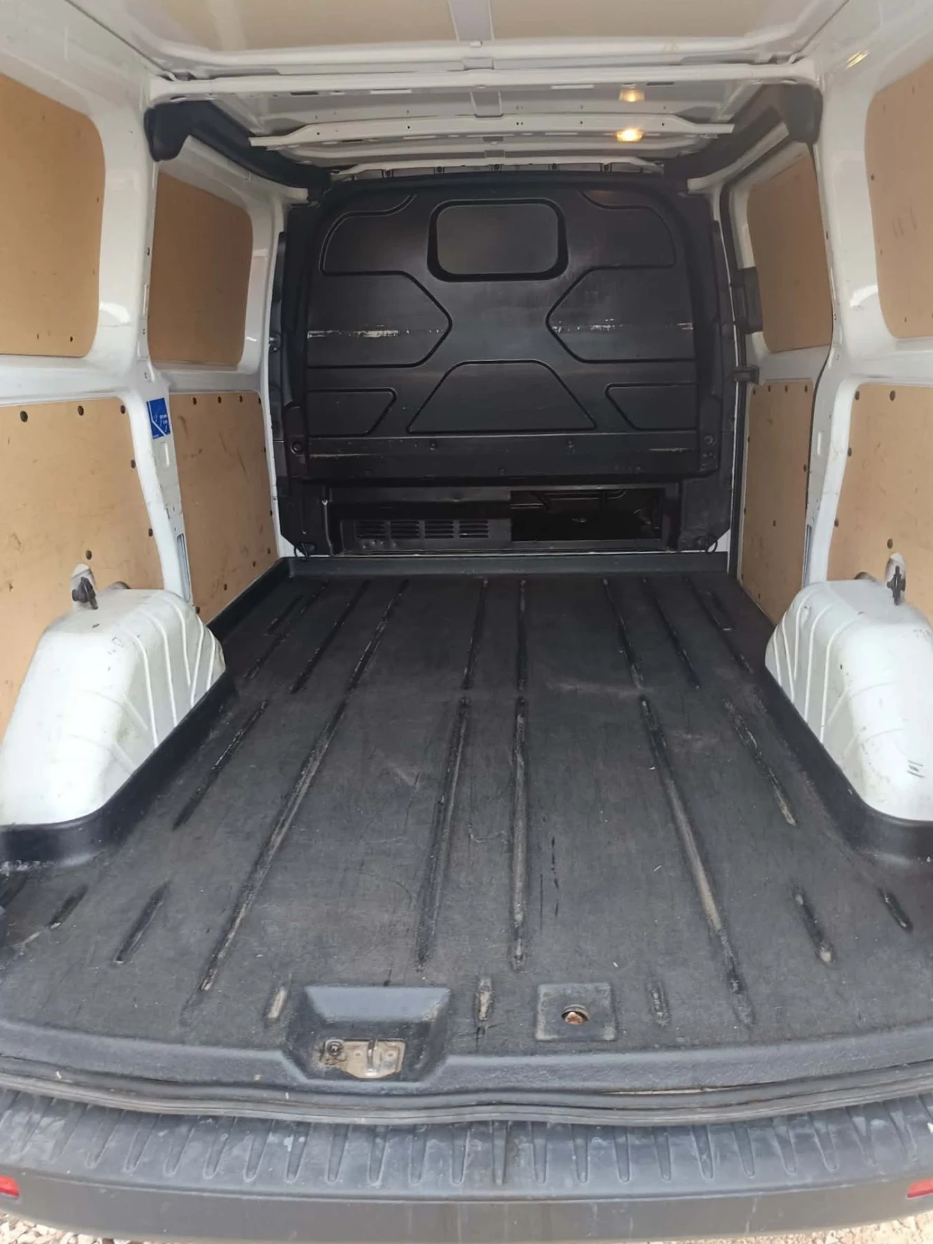 Ford Transit Custom, снимка 7 - Бусове и автобуси - 56012605