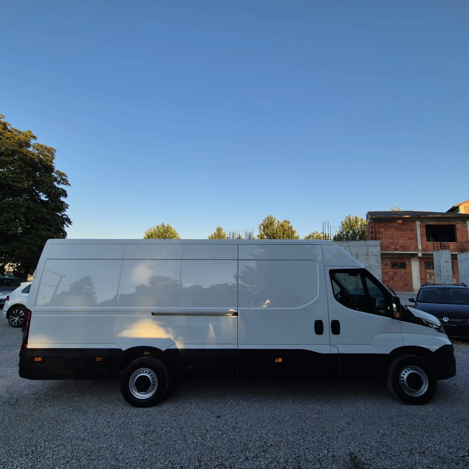Iveco Daily 2.3-140k.c-Maxi, снимка 6 - Бусове и автобуси - 56148245